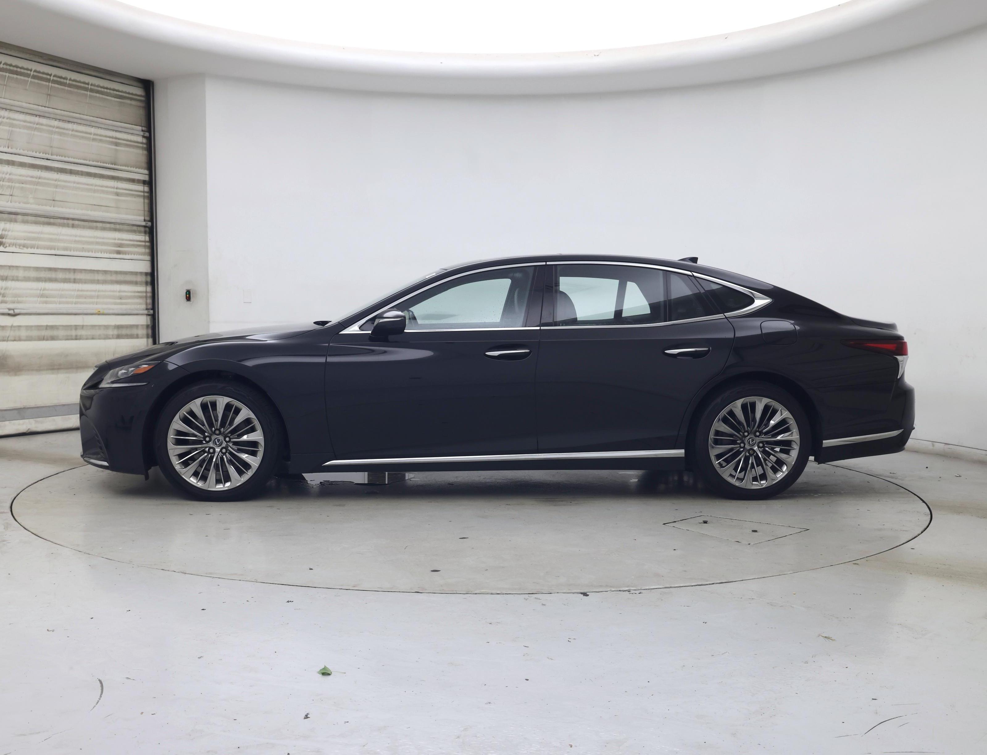 Thumbnail: 2018 Lexus LS - 3