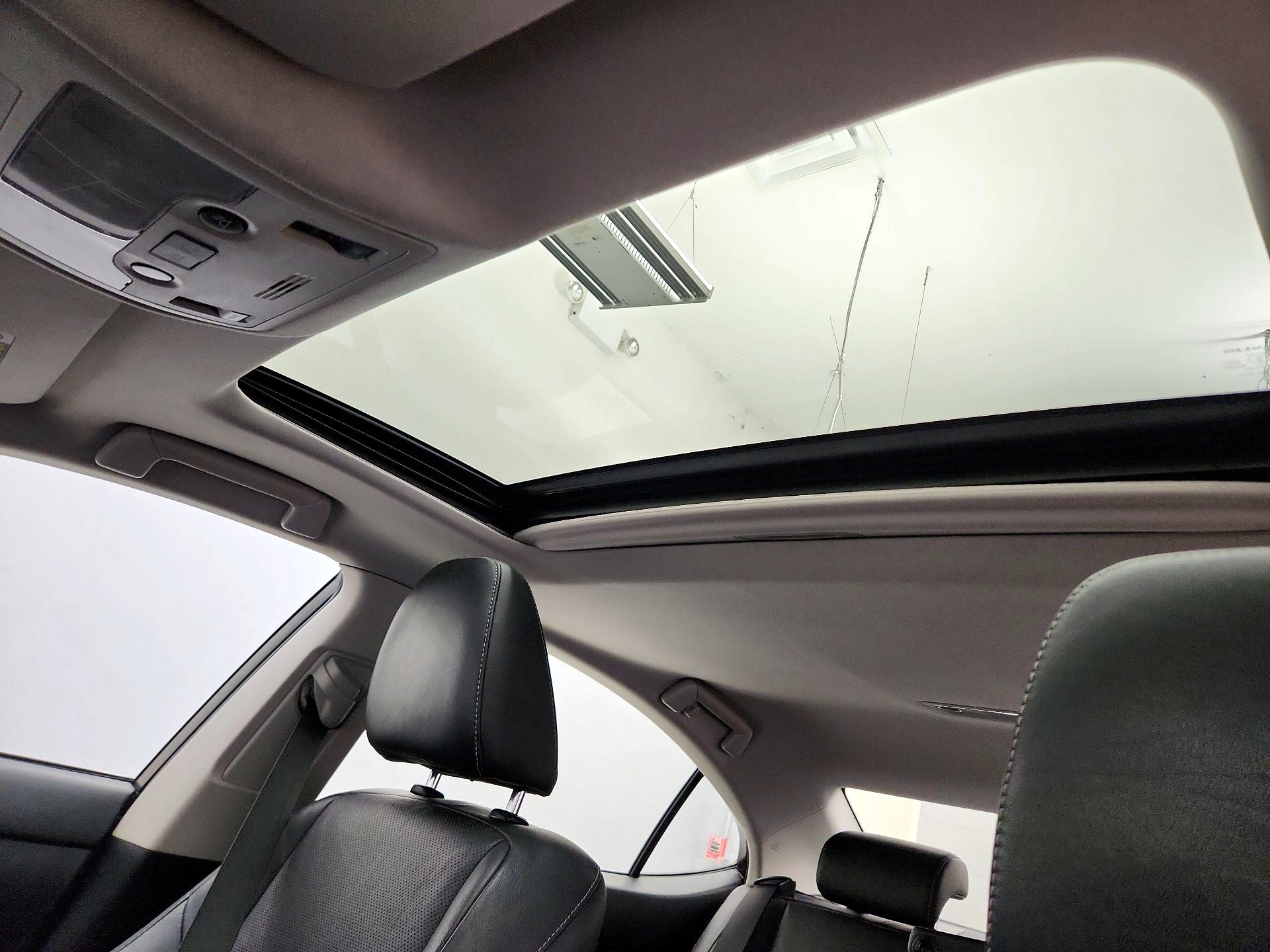 Thumbnail: 2014 Lexus ES - 20