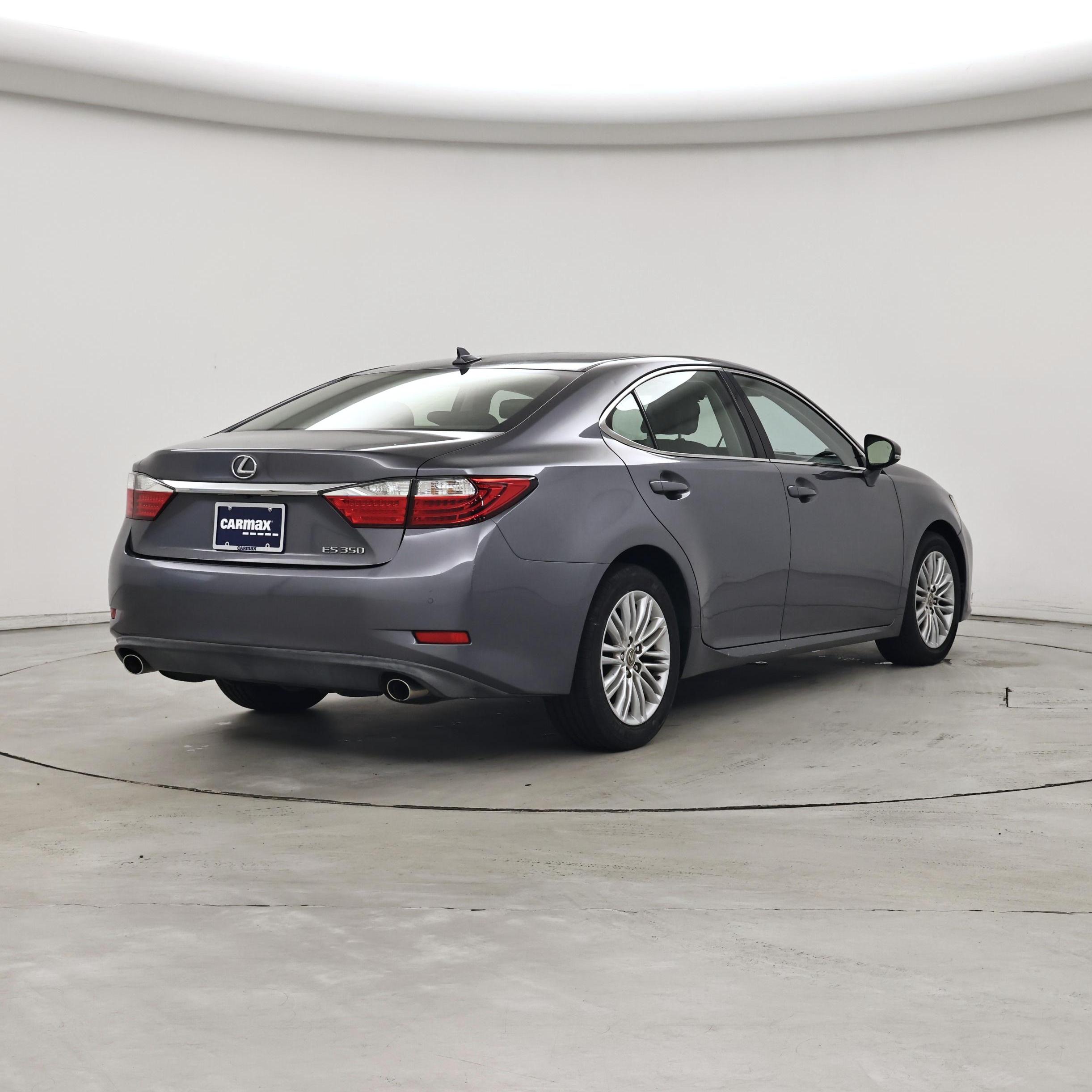 Thumbnail: 2014 Lexus ES - 8