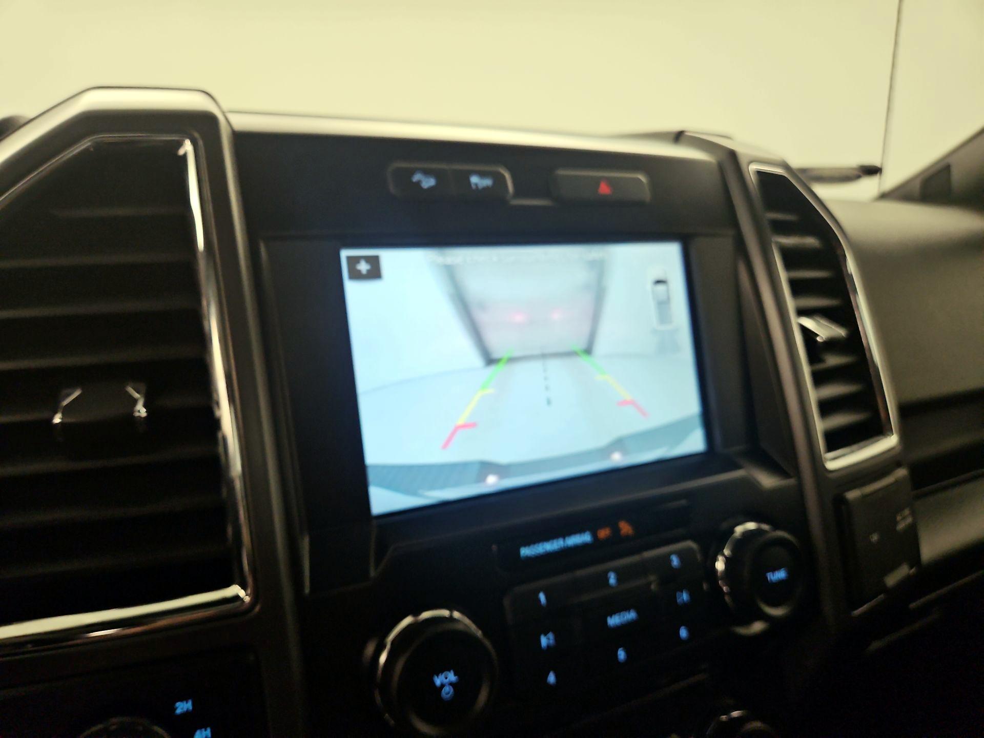 Thumbnail: 2016 Ford F-150 - 13