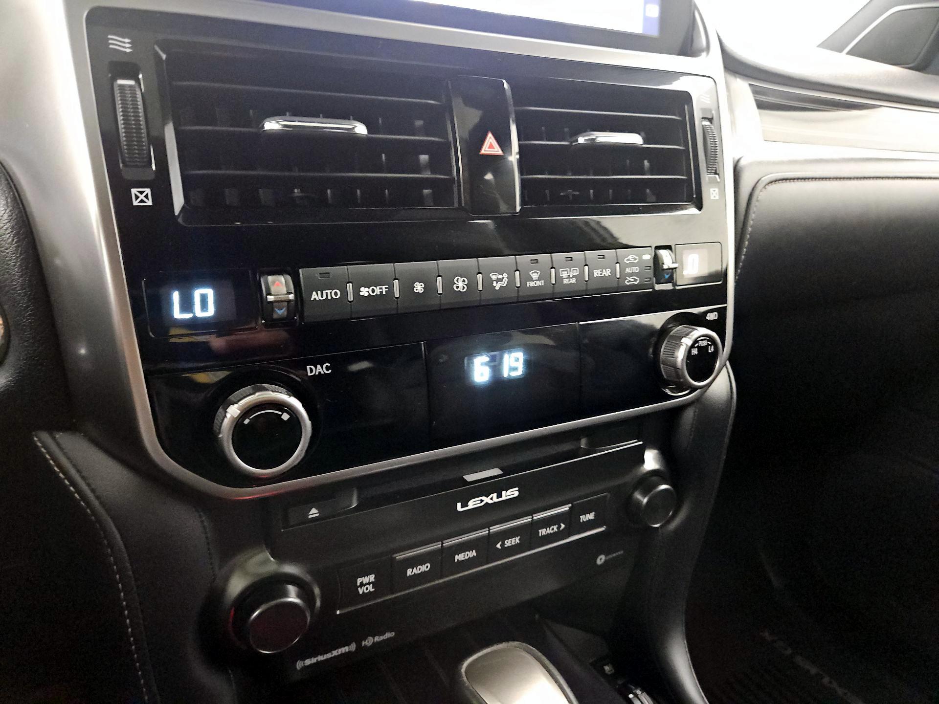 Thumbnail: 2022 Lexus GX - 15