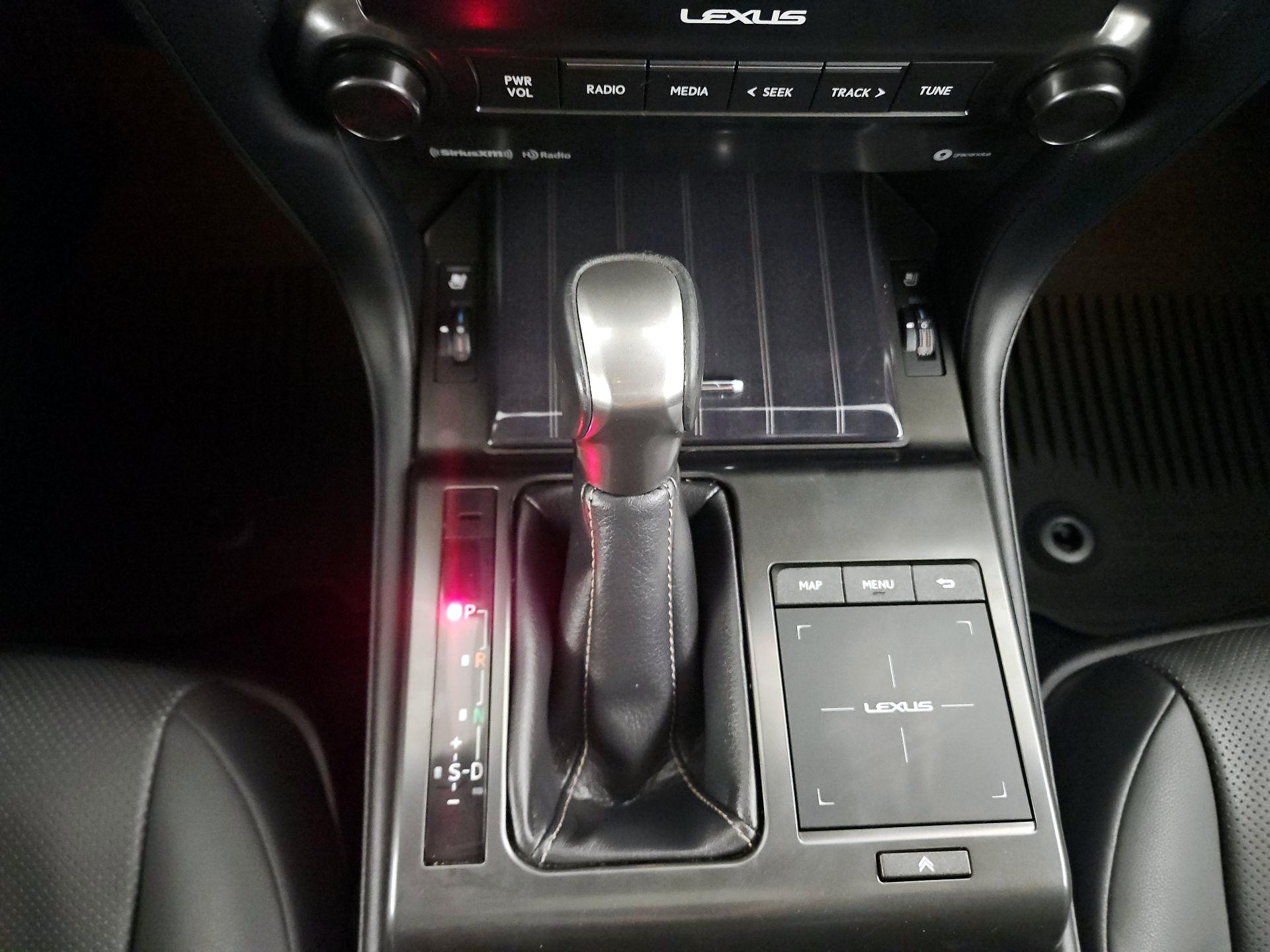 Thumbnail: 2022 Lexus GX - 16