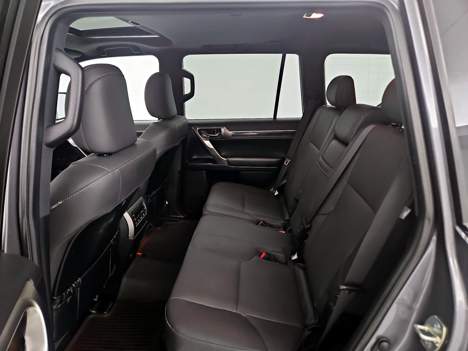 Thumbnail: 2022 Lexus GX - 19