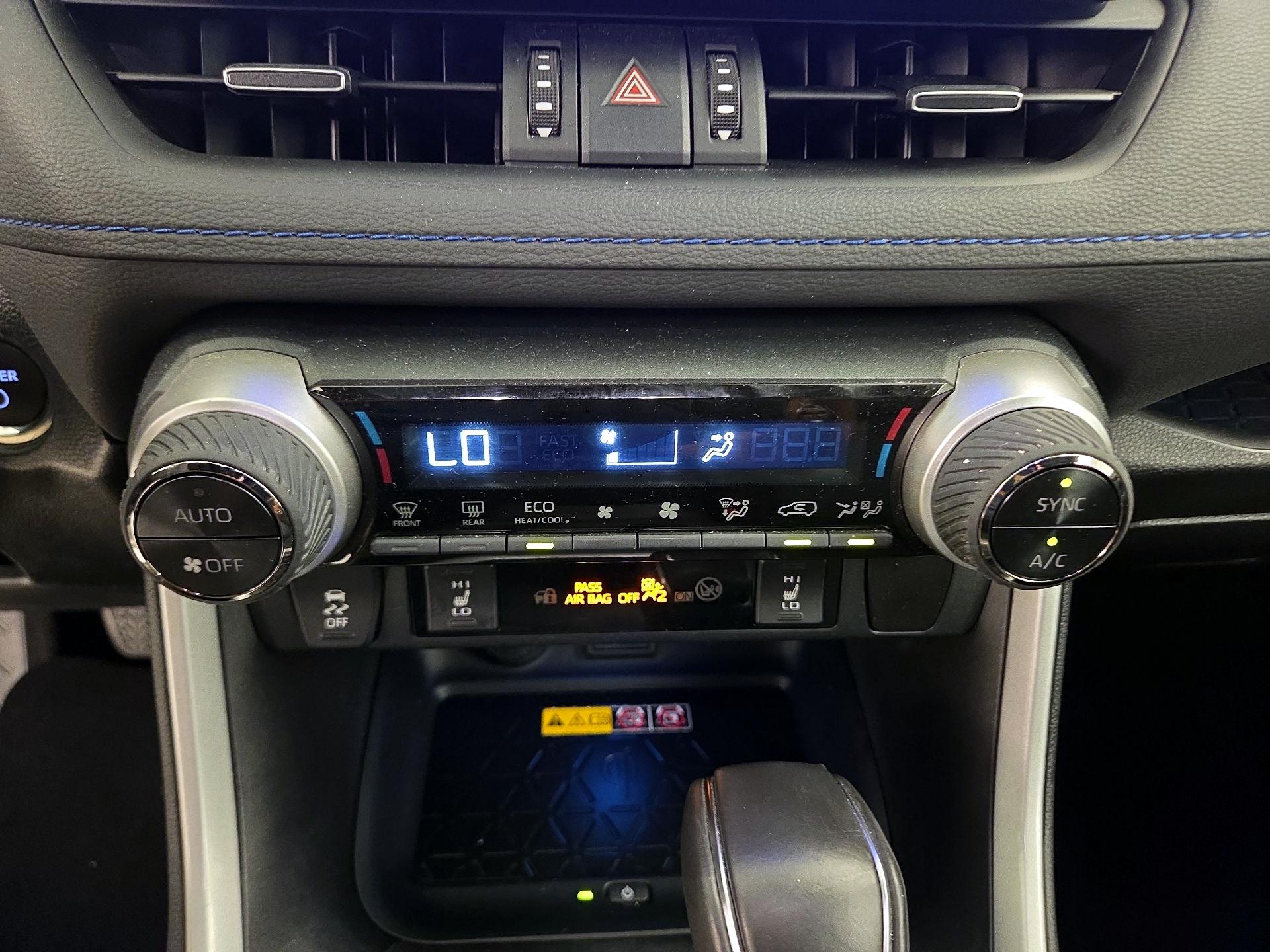 Thumbnail: 2023 Toyota RAV4 - 16