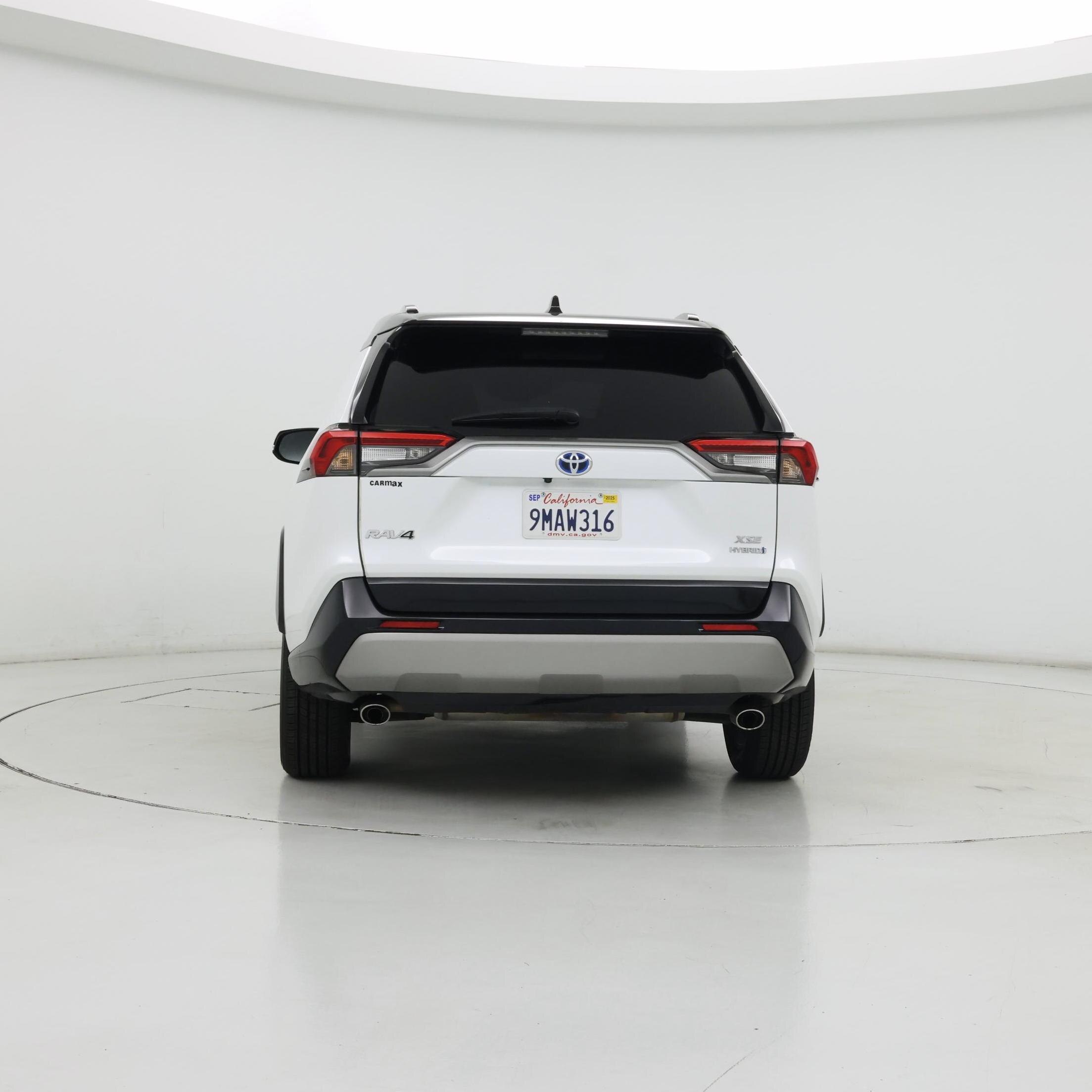Thumbnail: 2023 Toyota RAV4 - 6