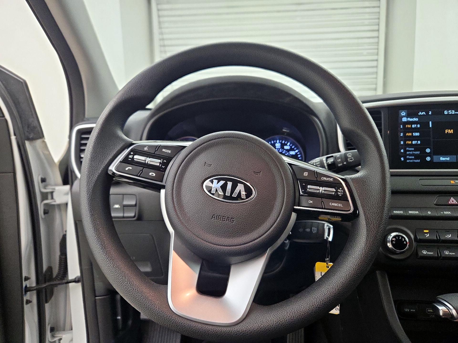 Thumbnail: 2020 Kia Sportage - 10