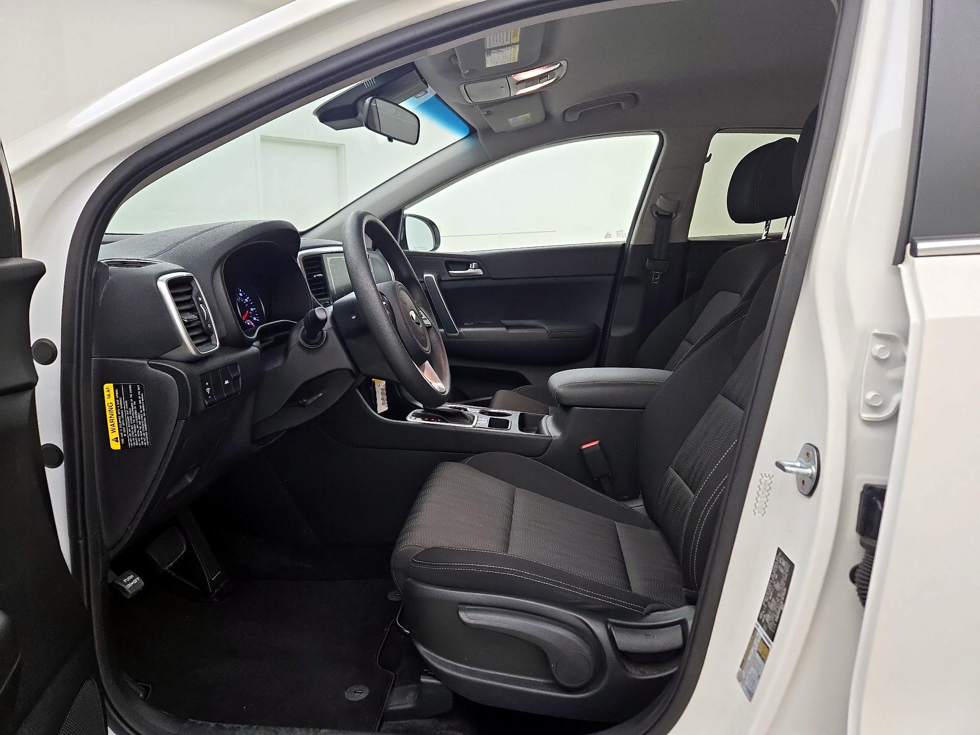 Thumbnail: 2020 Kia Sportage - 11