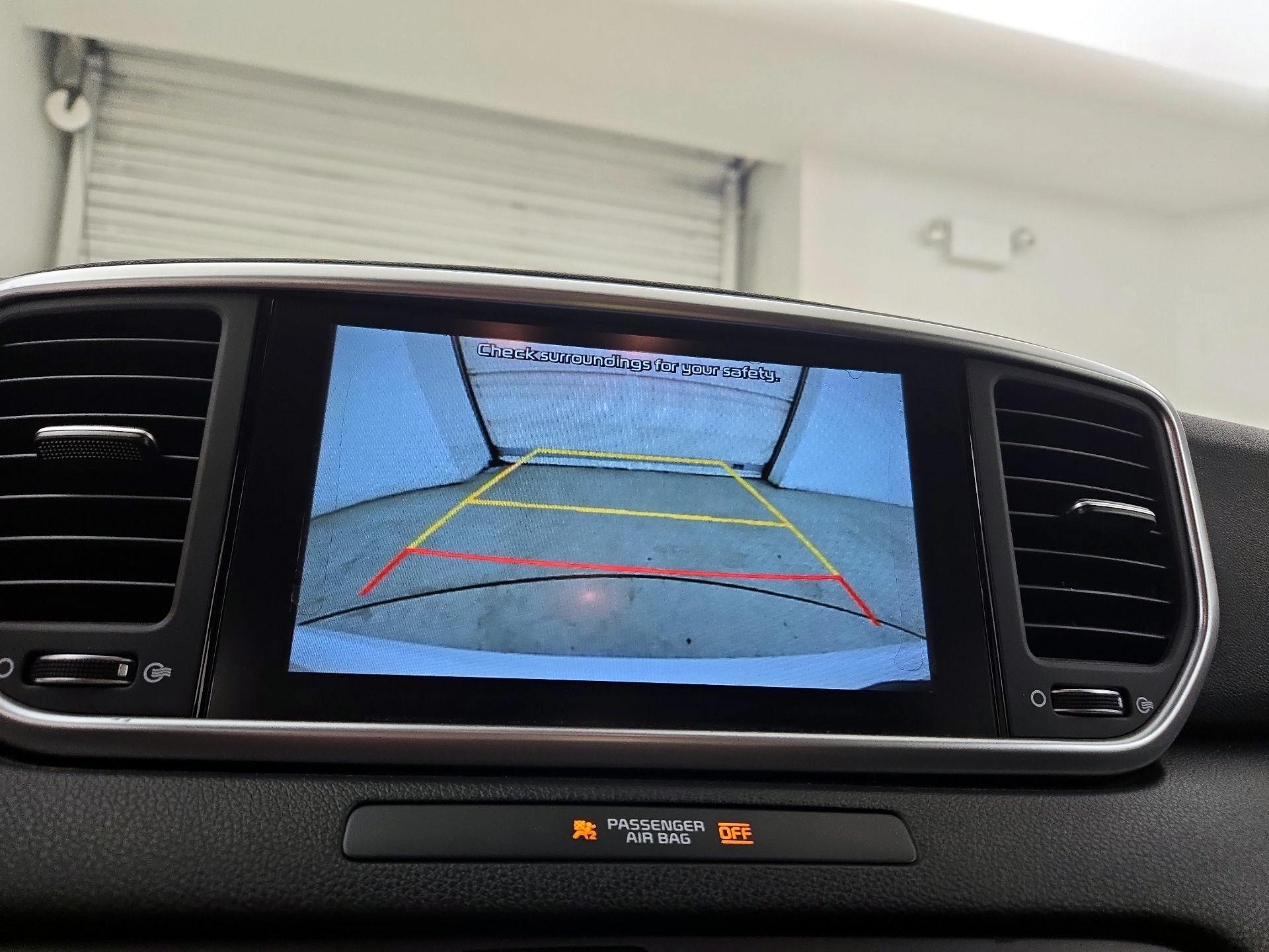 Thumbnail: 2020 Kia Sportage - 14