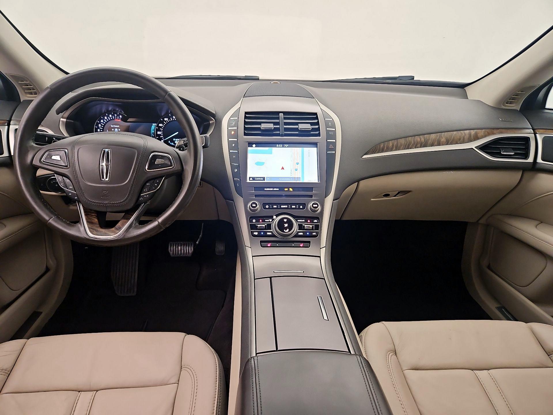 Thumbnail: 2017 Lincoln MKZ - 9