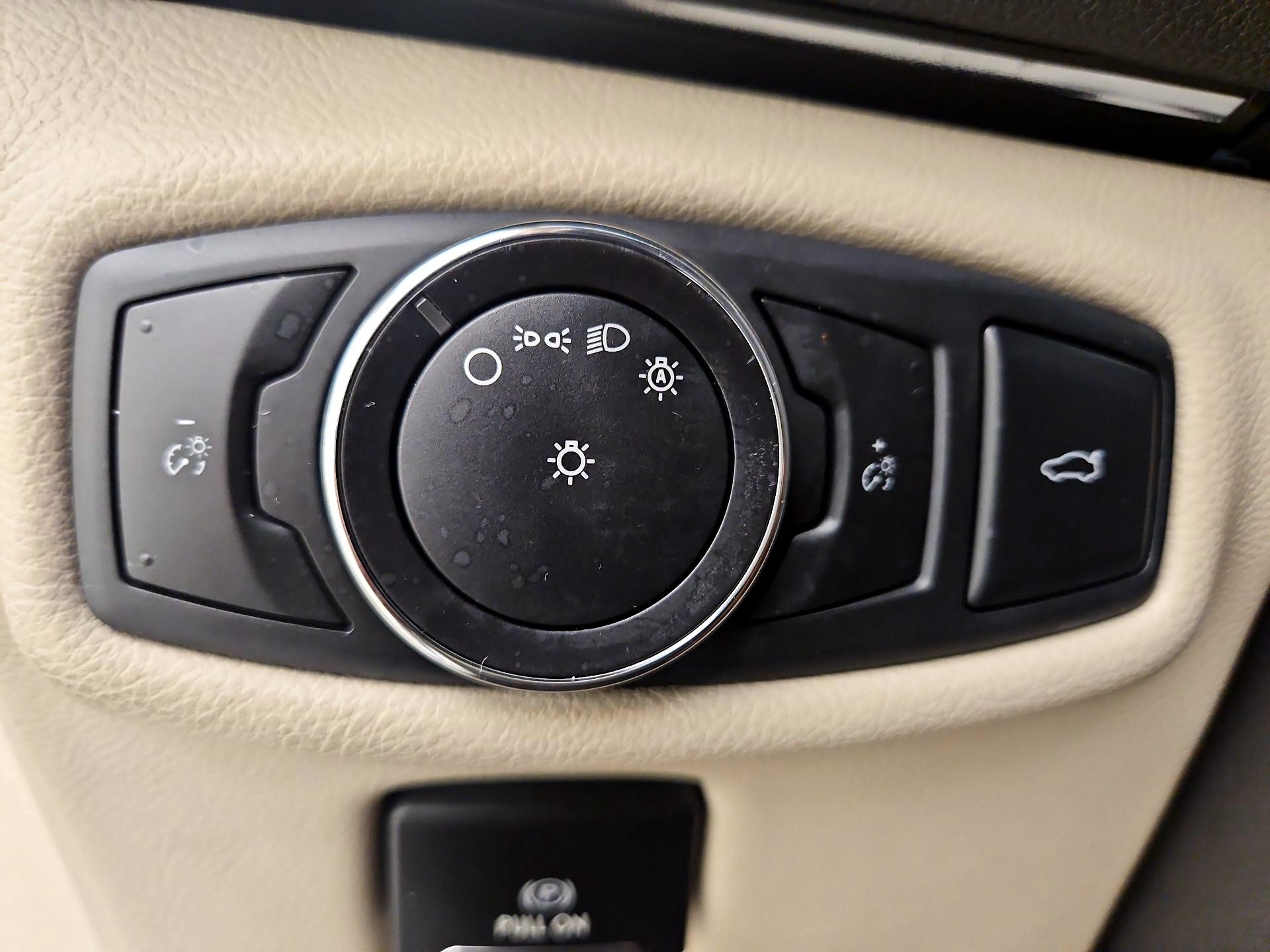 Thumbnail: 2017 Lincoln MKZ - 13