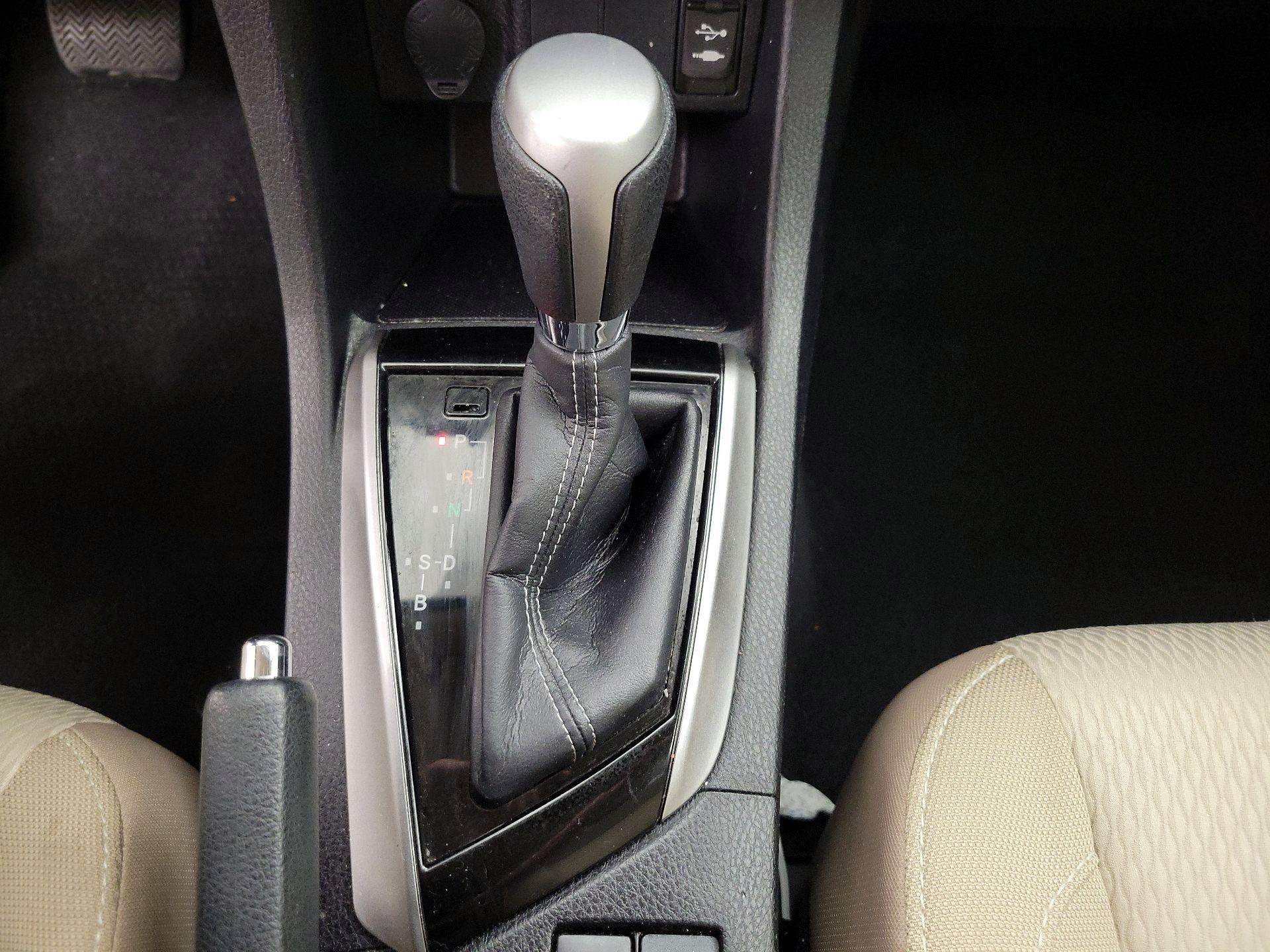 Thumbnail: 2016 Toyota Corolla - 17