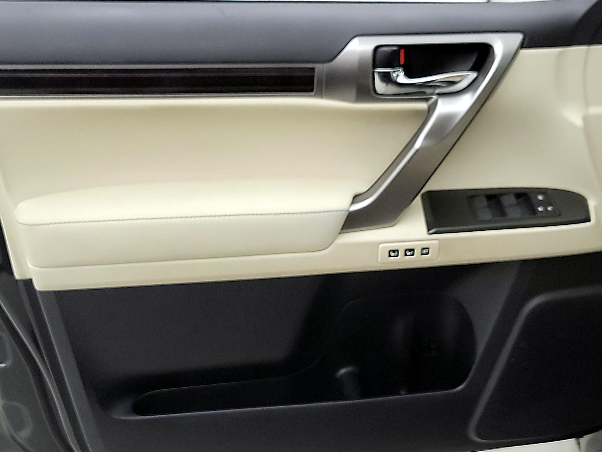 Thumbnail: 2023 Lexus GX - 12