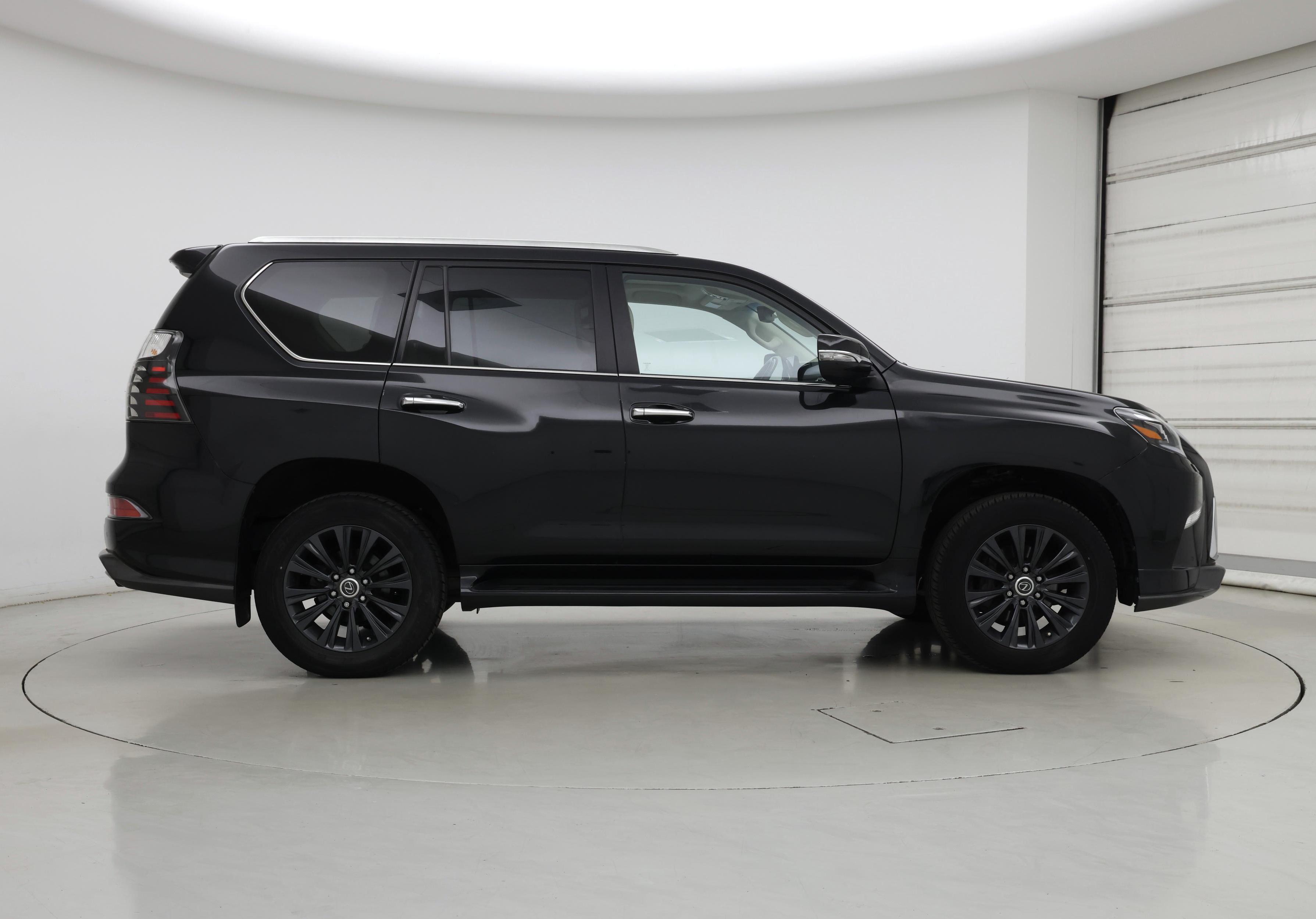 Thumbnail: 2023 Lexus GX - 7