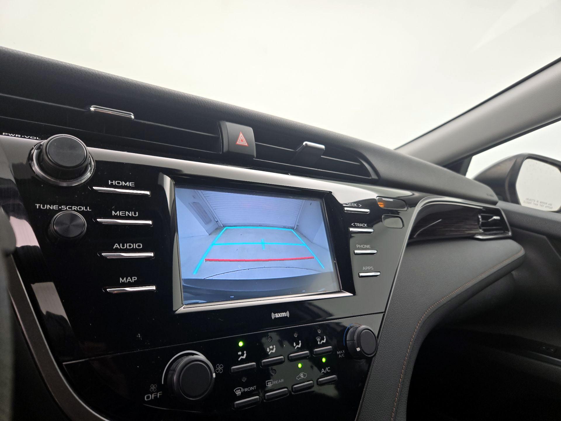 Thumbnail: 2020 Toyota Camry - 14