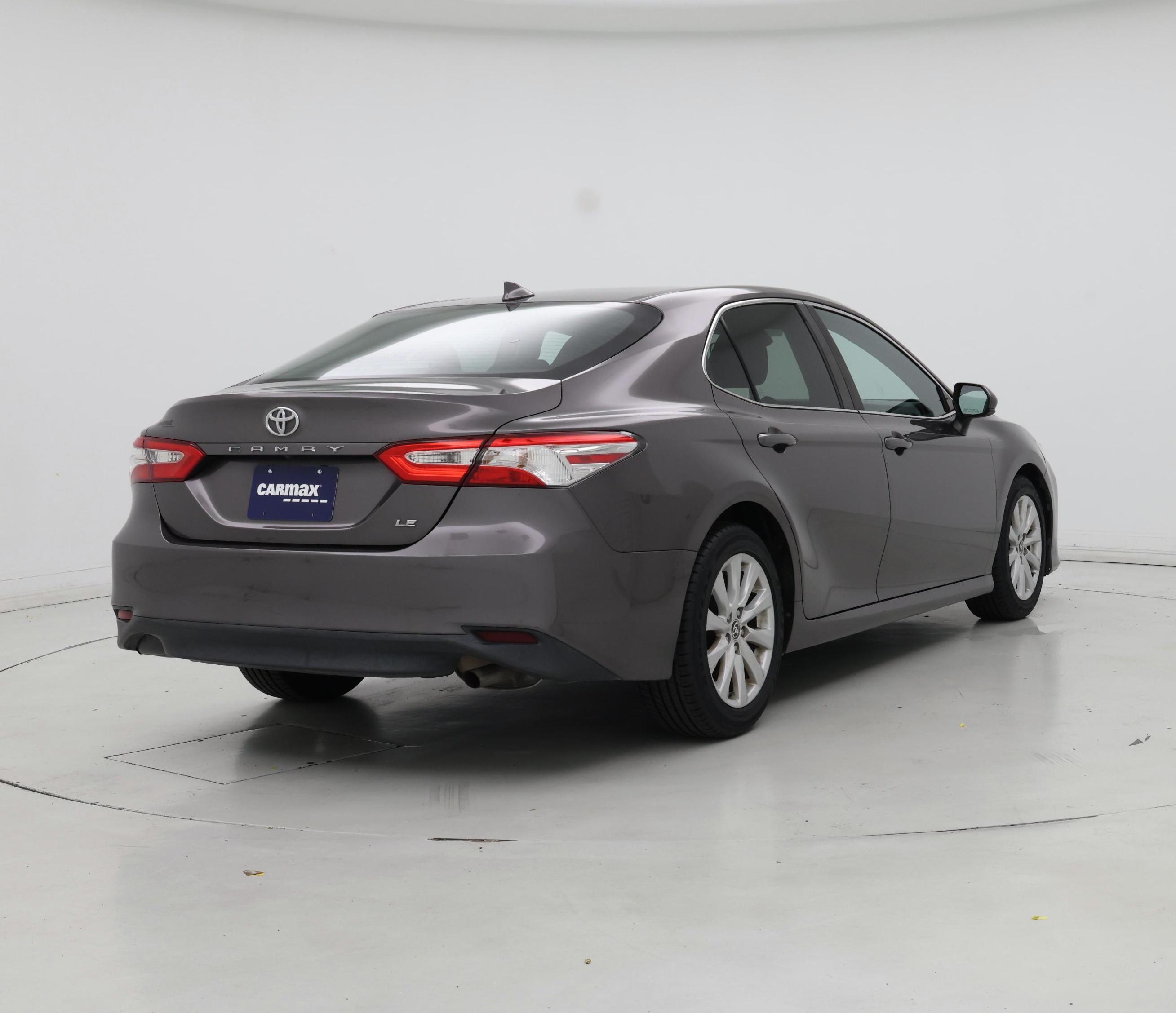 Thumbnail: 2020 Toyota Camry - 8