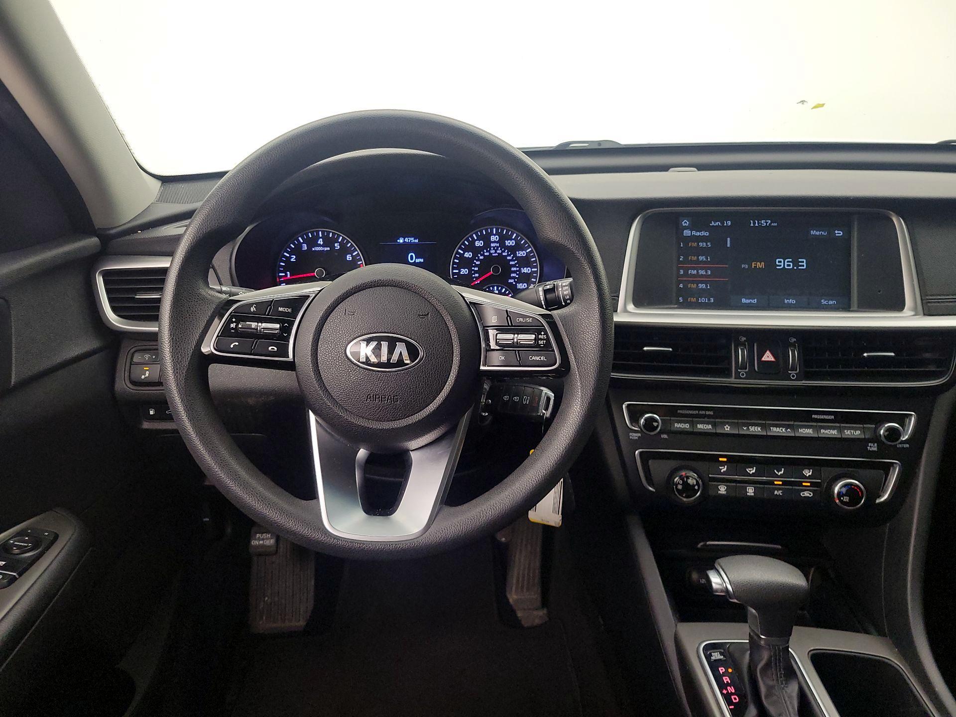 Thumbnail: 2020 Kia Optima - 10