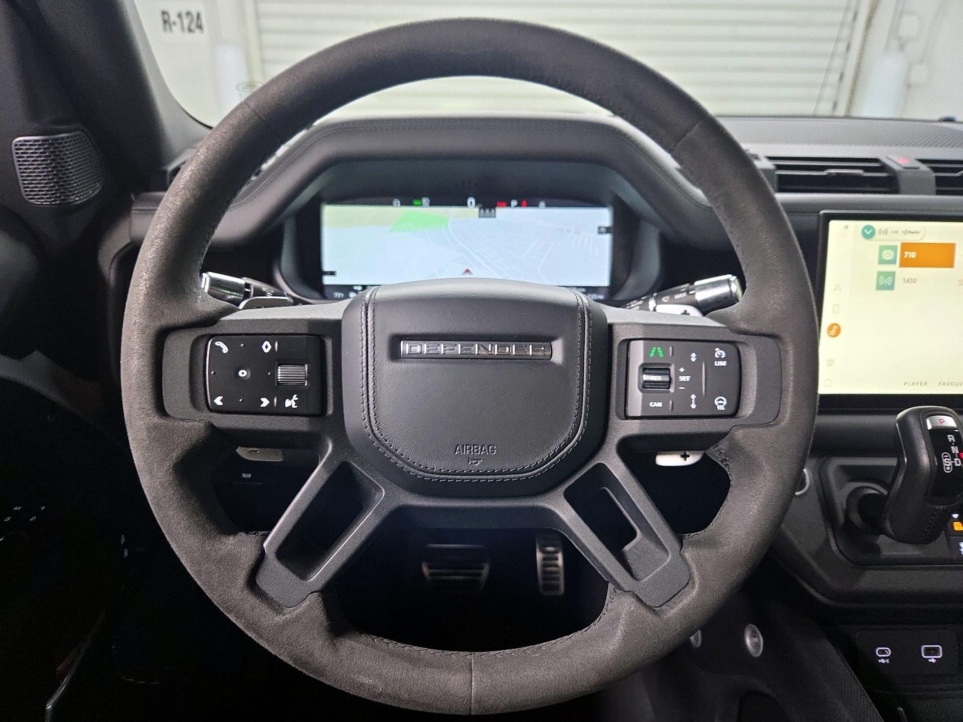 Thumbnail: 2022 Land Rover Defender - 10