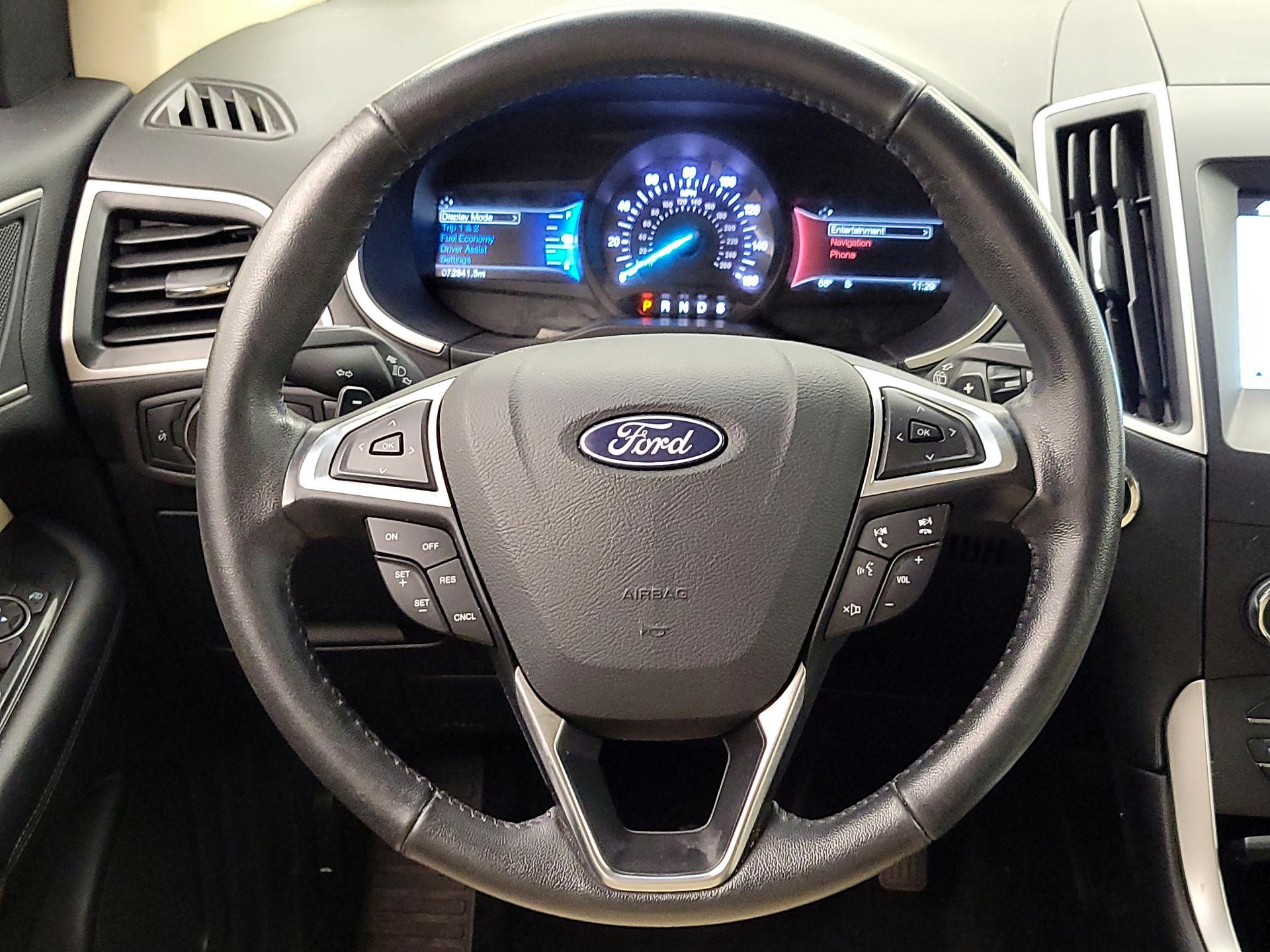 Thumbnail: 2018 Ford Edge - 10