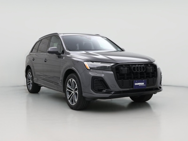 2025 Audi Q7 Premium Plus