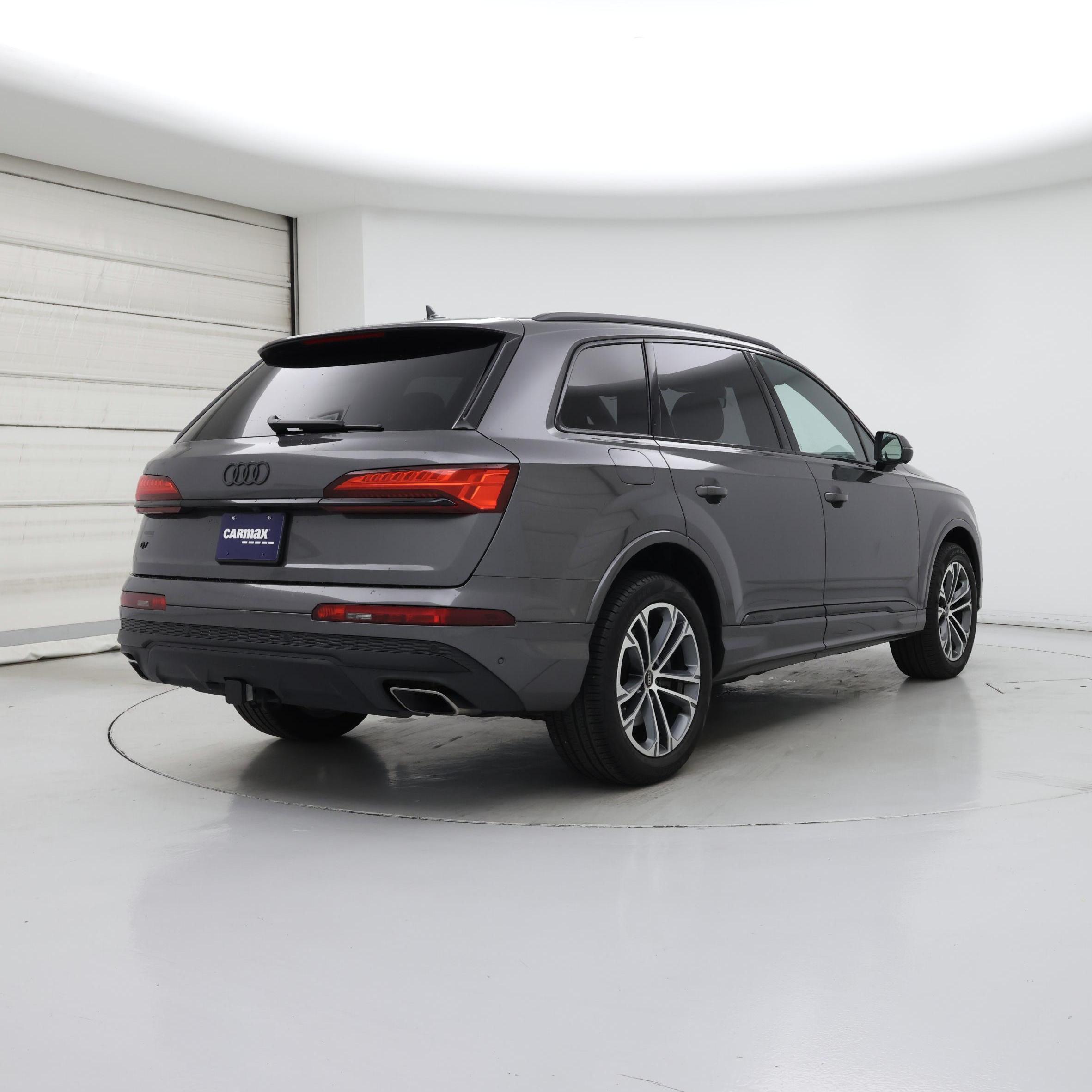 Thumbnail: 2025 Audi Q7 - 8