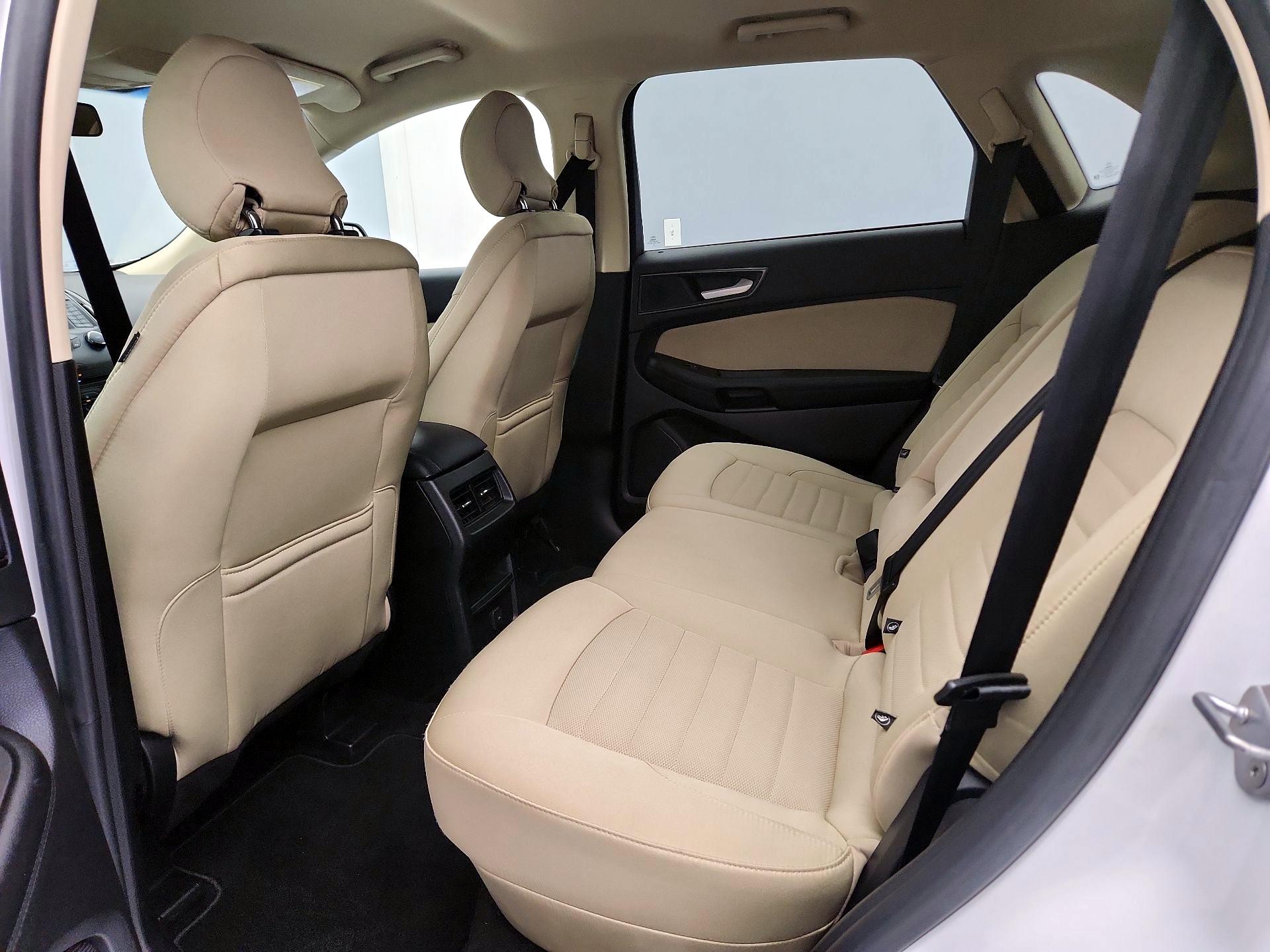 Thumbnail: 2018 Ford Edge - 19