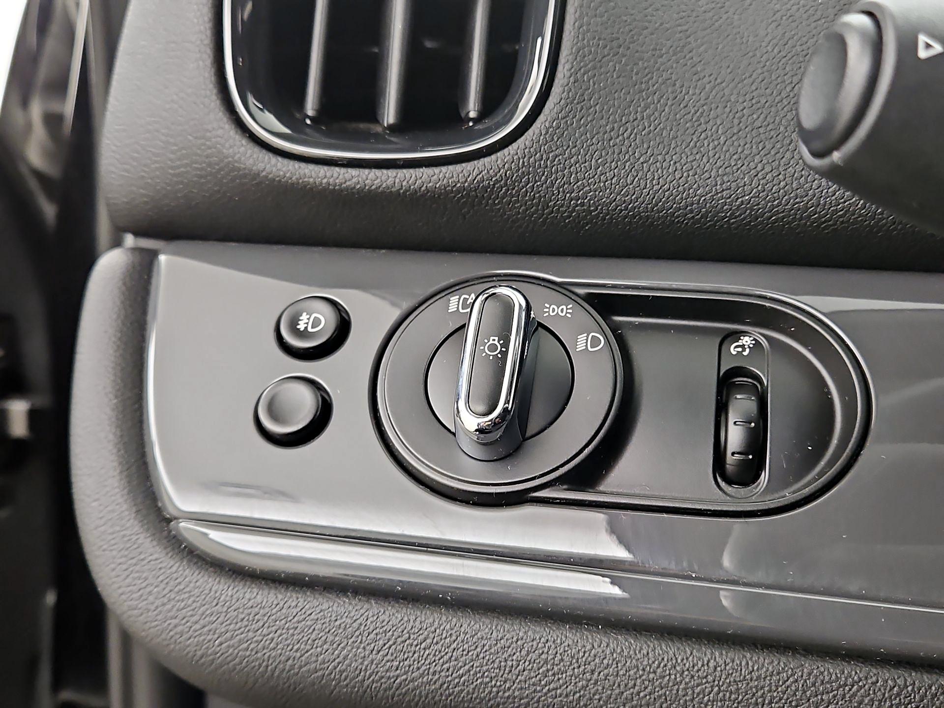 Thumbnail: 2019 MINI Cooper Countryman - 13