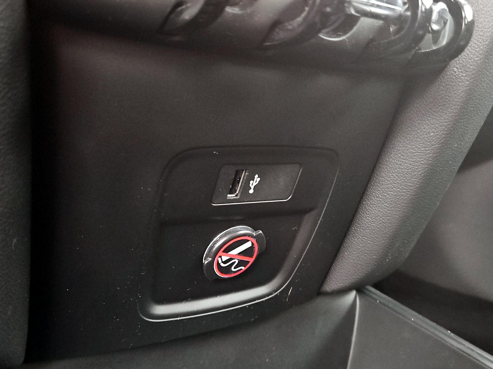 Thumbnail: 2019 MINI Cooper Countryman - 18