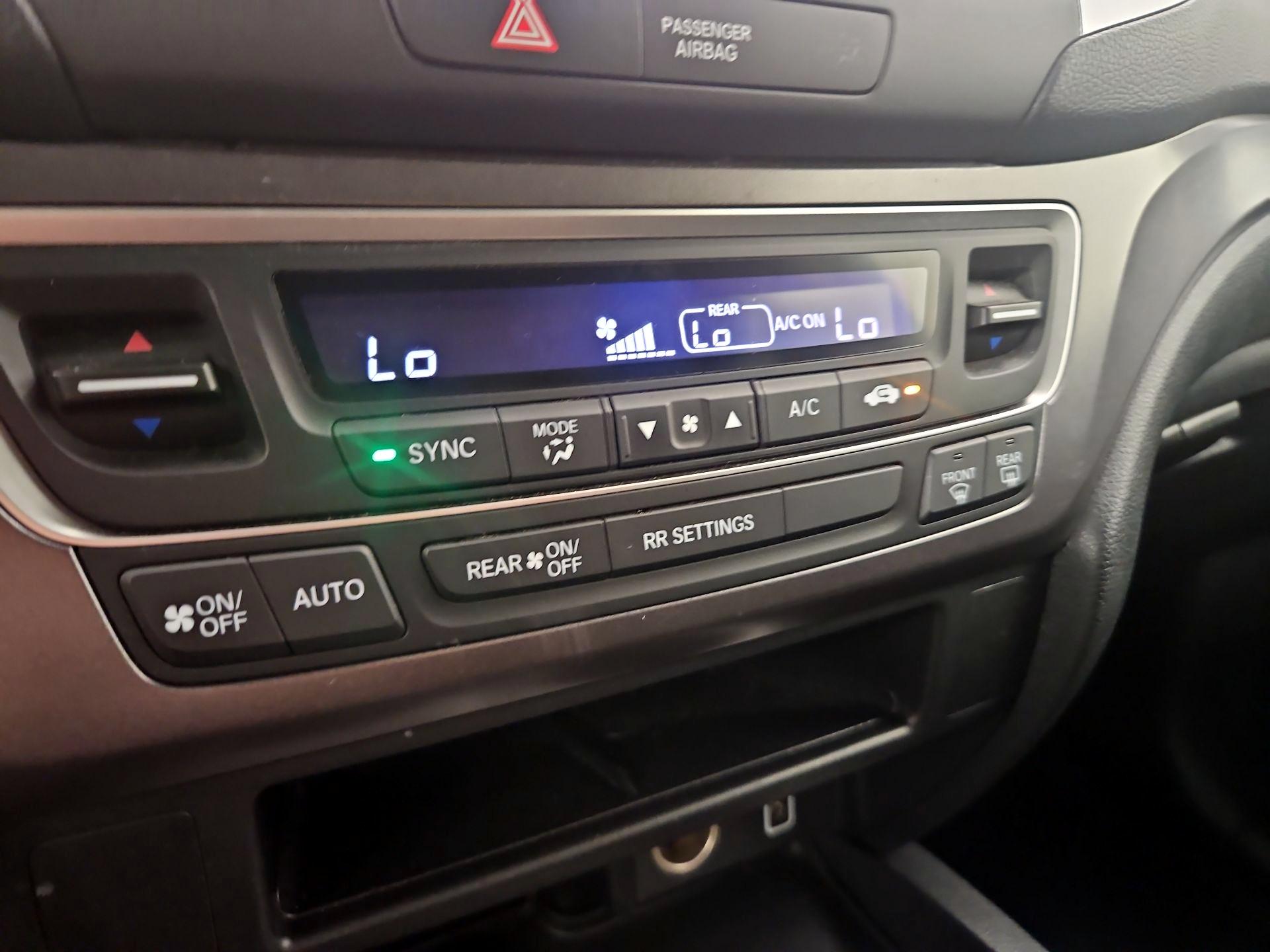 Thumbnail: 2019 Honda Ridgeline - 16