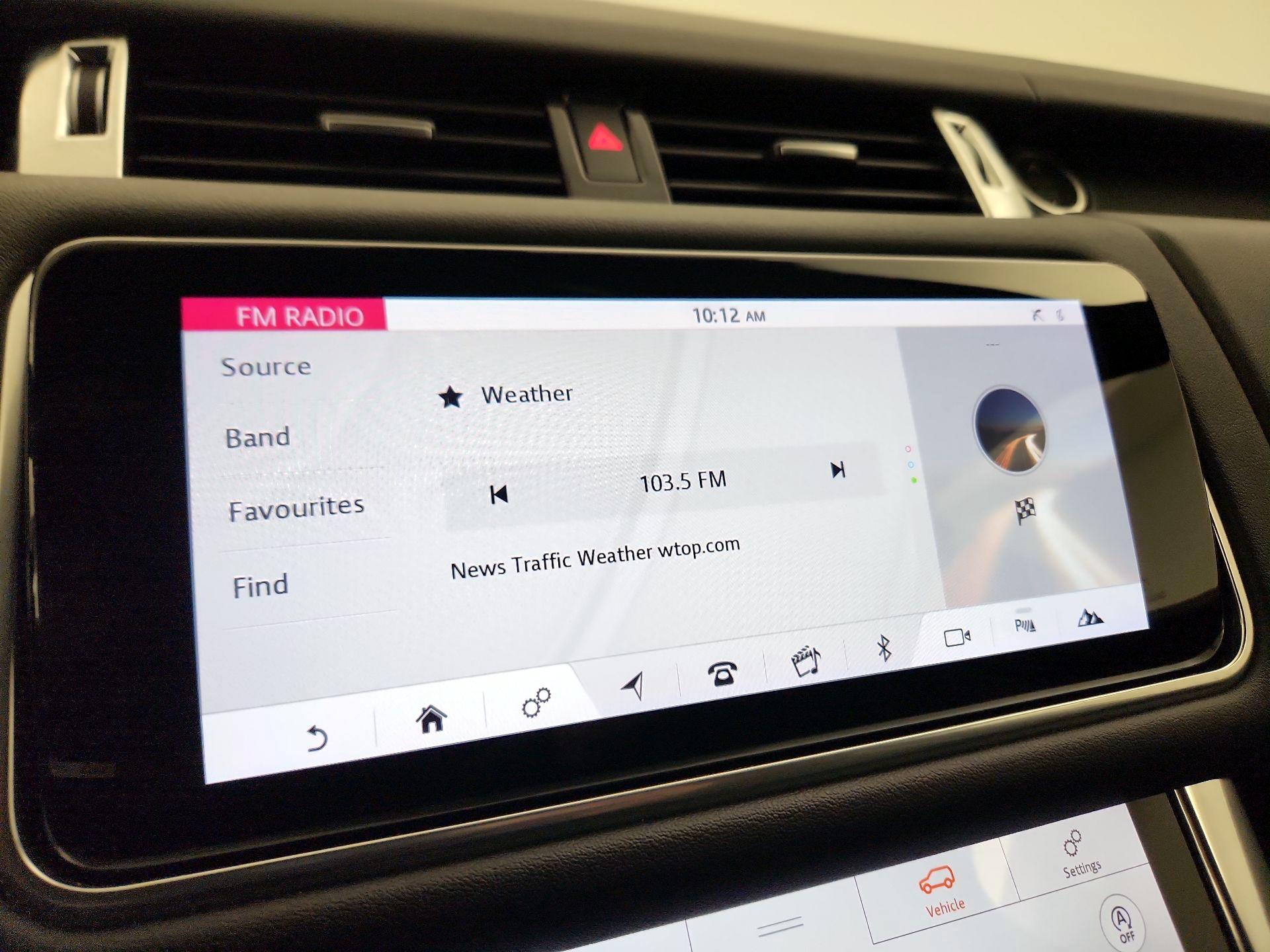 Thumbnail: 2020 Land Rover Range Rover Sport - 15