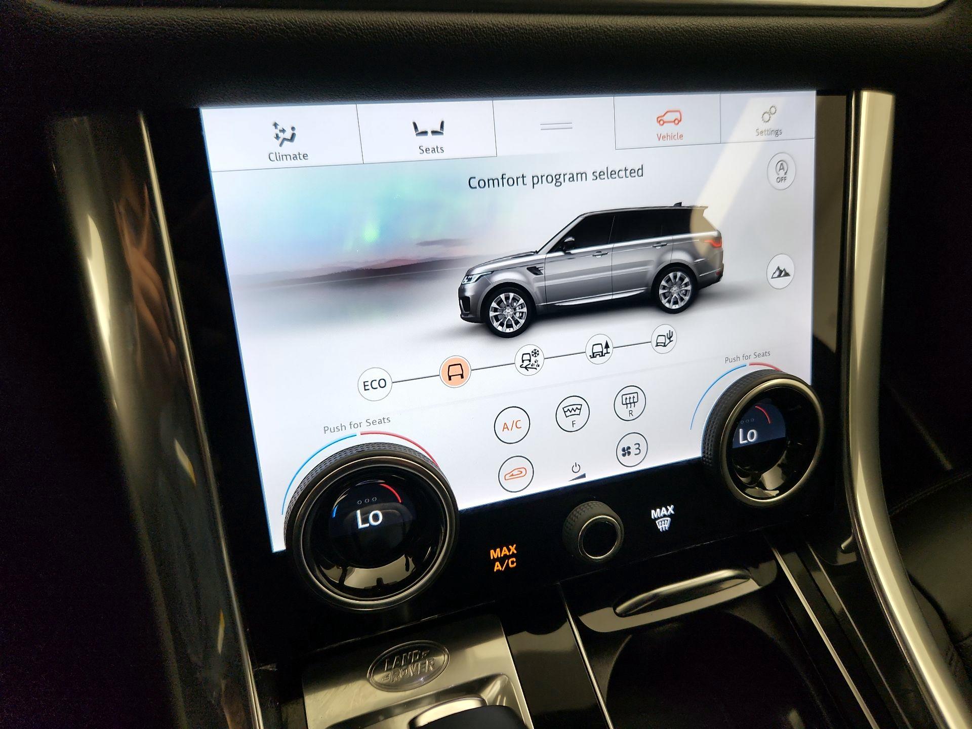 Thumbnail: 2020 Land Rover Range Rover Sport - 16