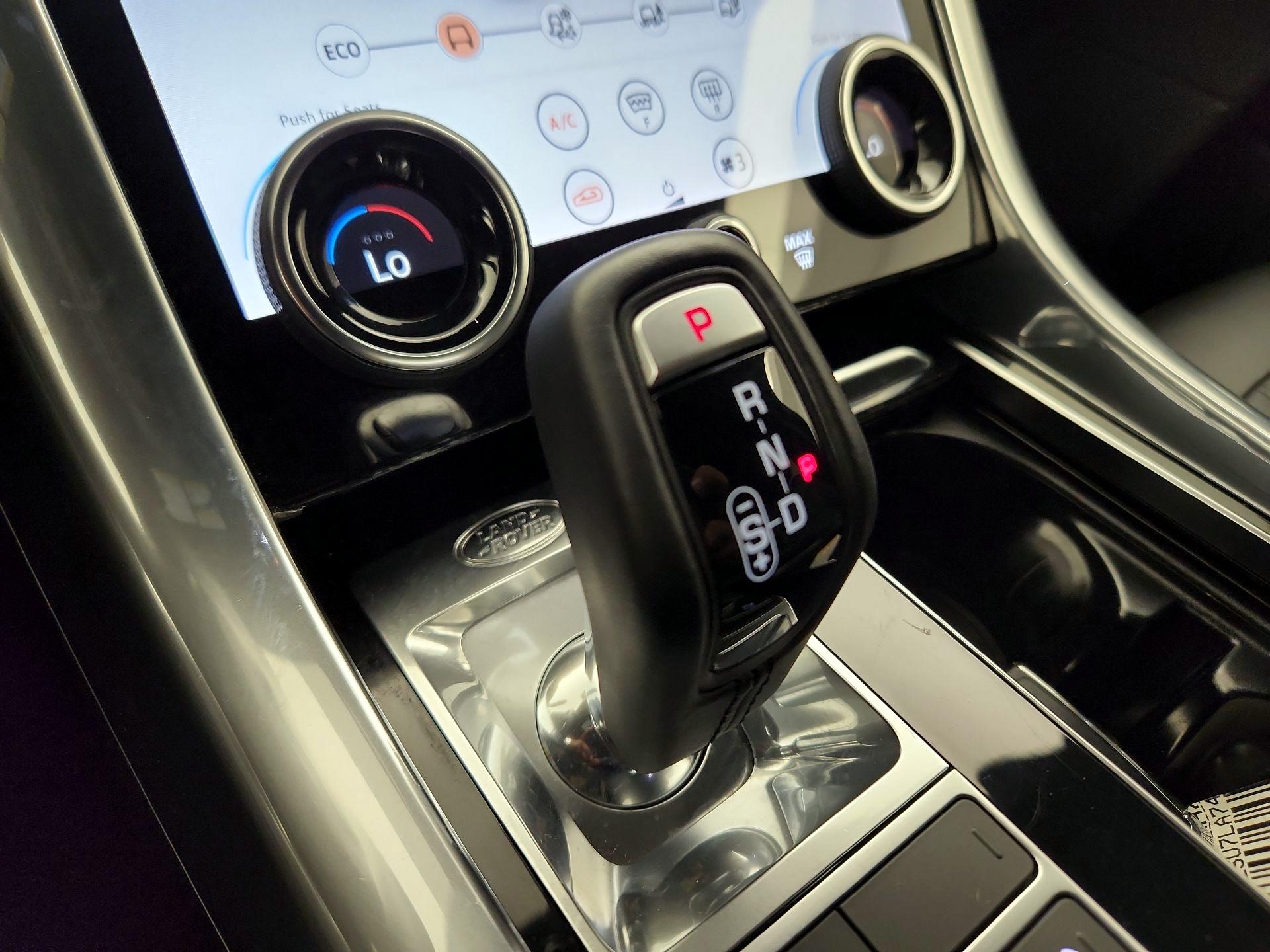 Thumbnail: 2020 Land Rover Range Rover Sport - 17