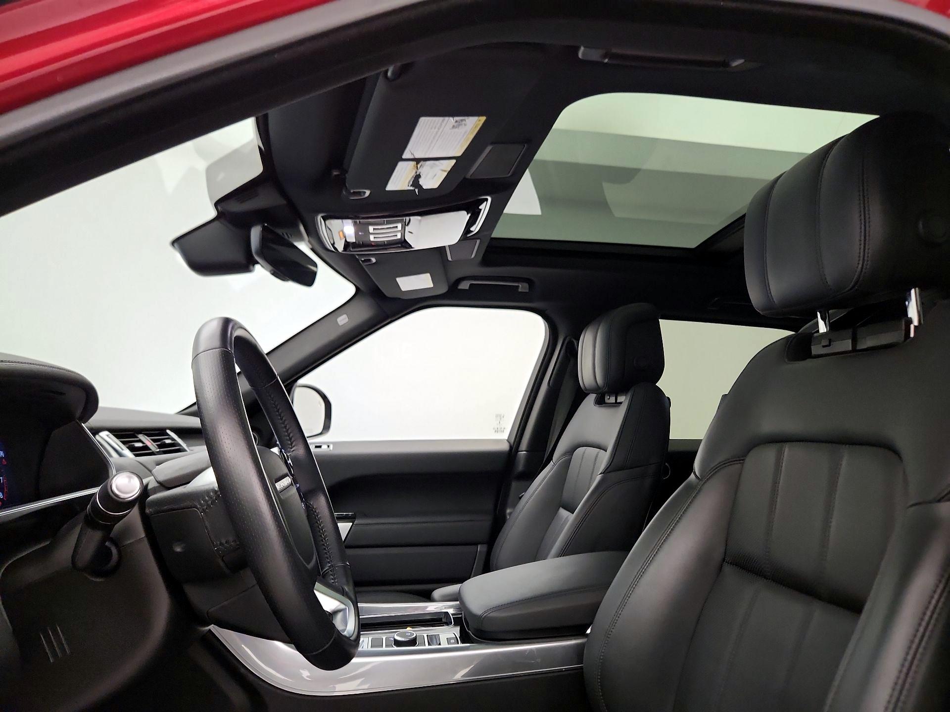 Thumbnail: 2020 Land Rover Range Rover Sport - 18