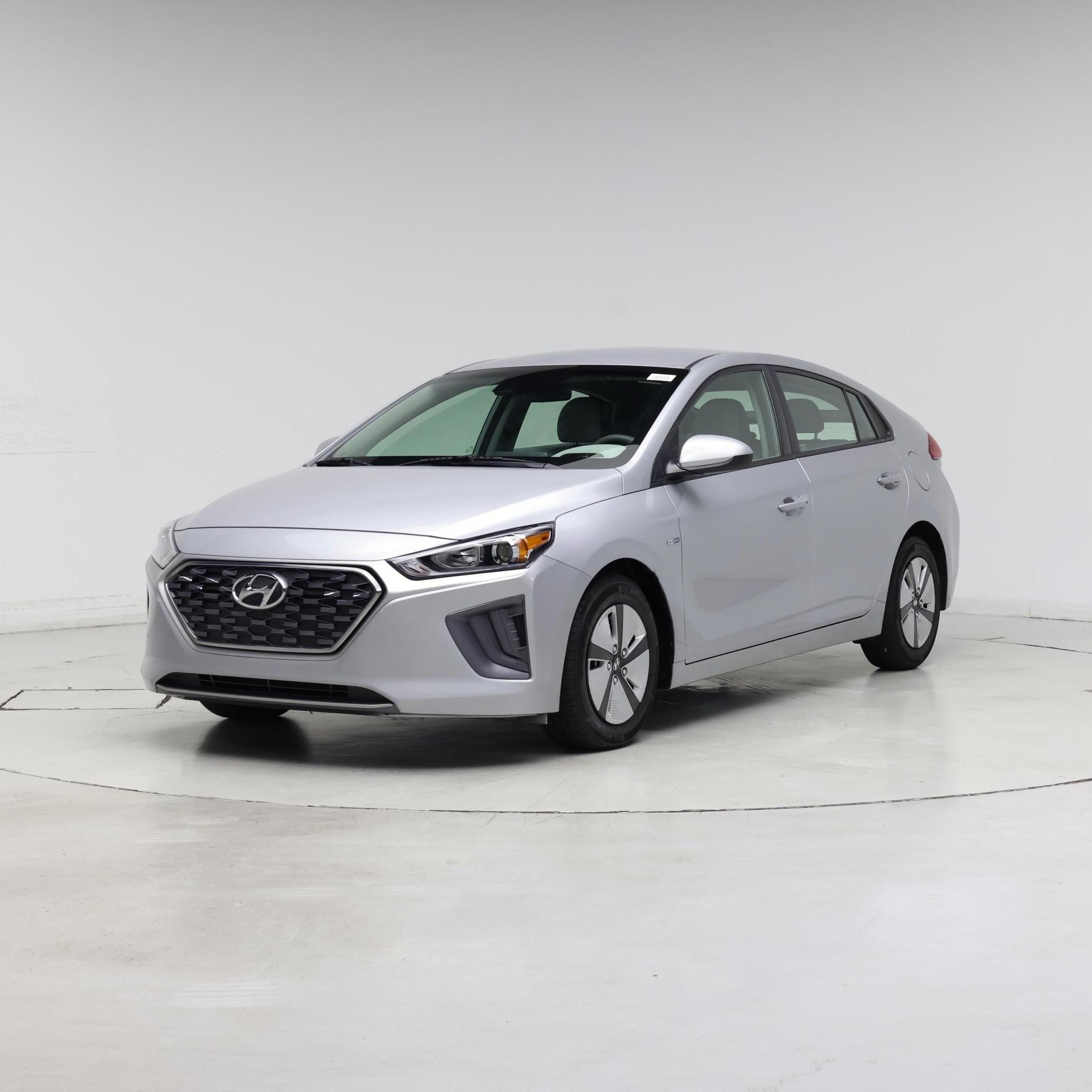 Thumbnail: 2020 Hyundai Ioniq - 4