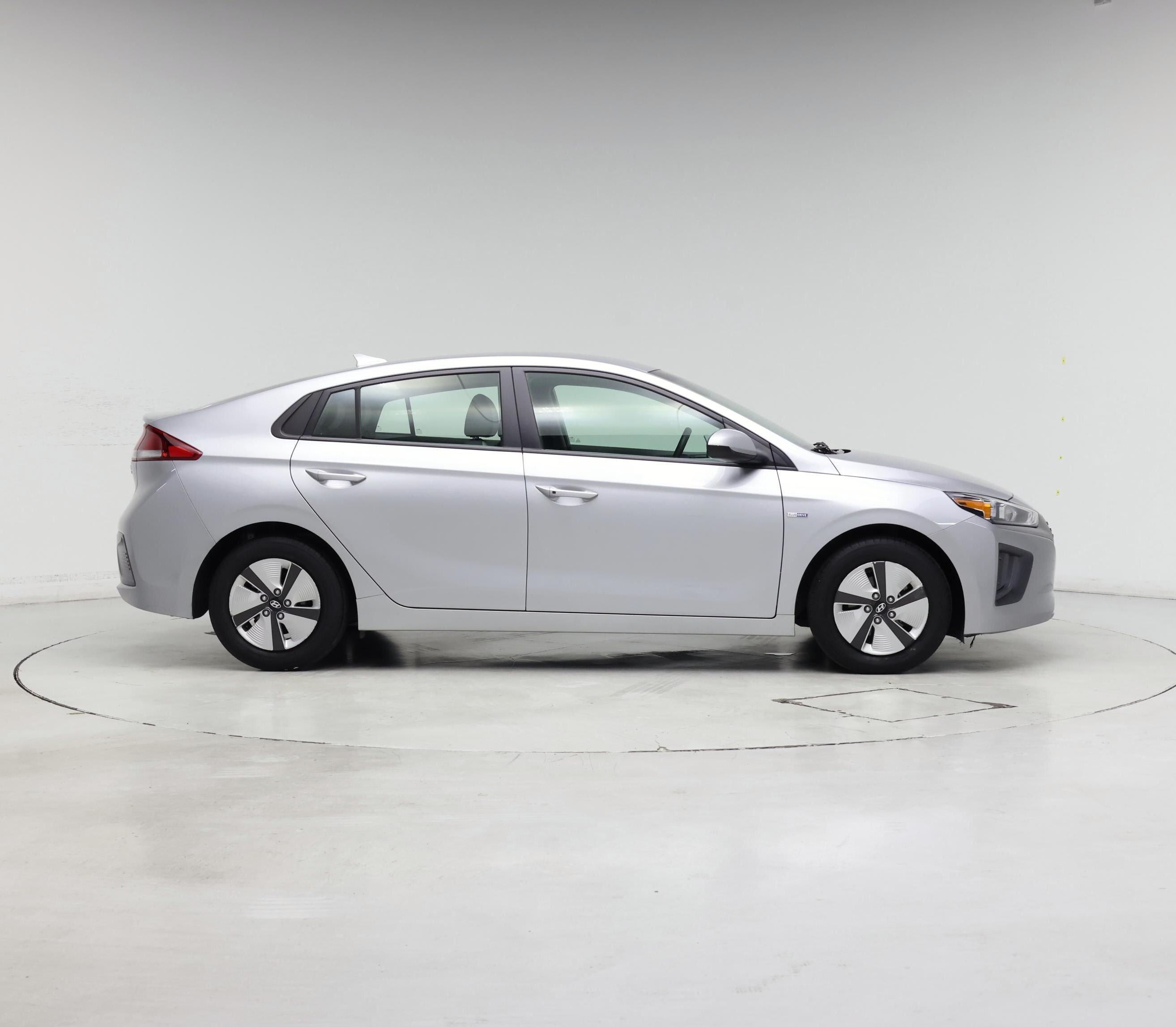 Thumbnail: 2020 Hyundai Ioniq - 7