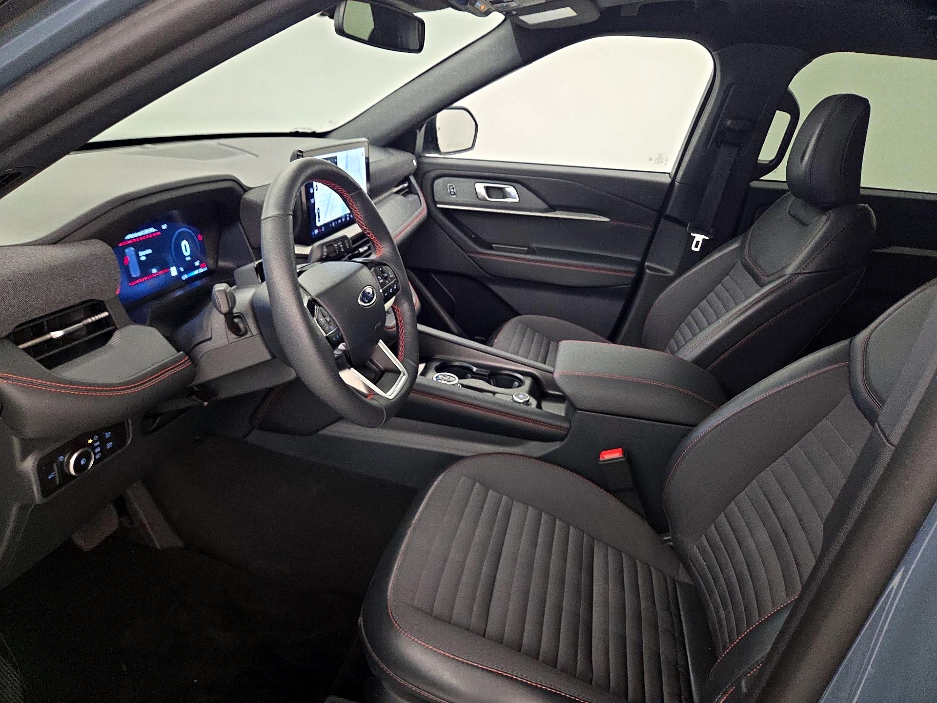 Thumbnail: 2025 Ford Explorer - 11