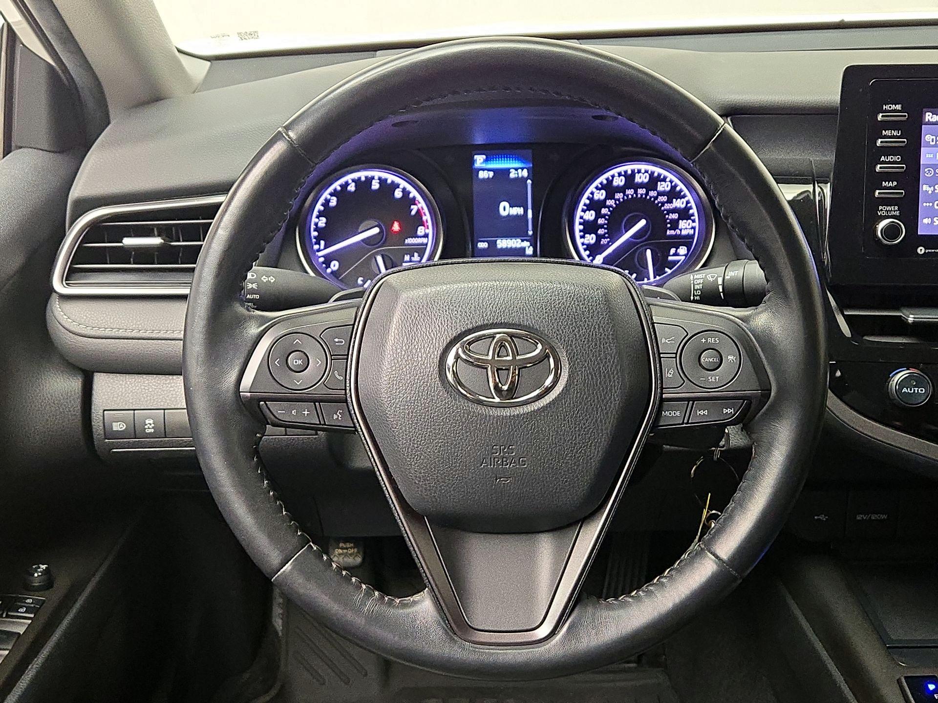Thumbnail: 2021 Toyota Camry - 10