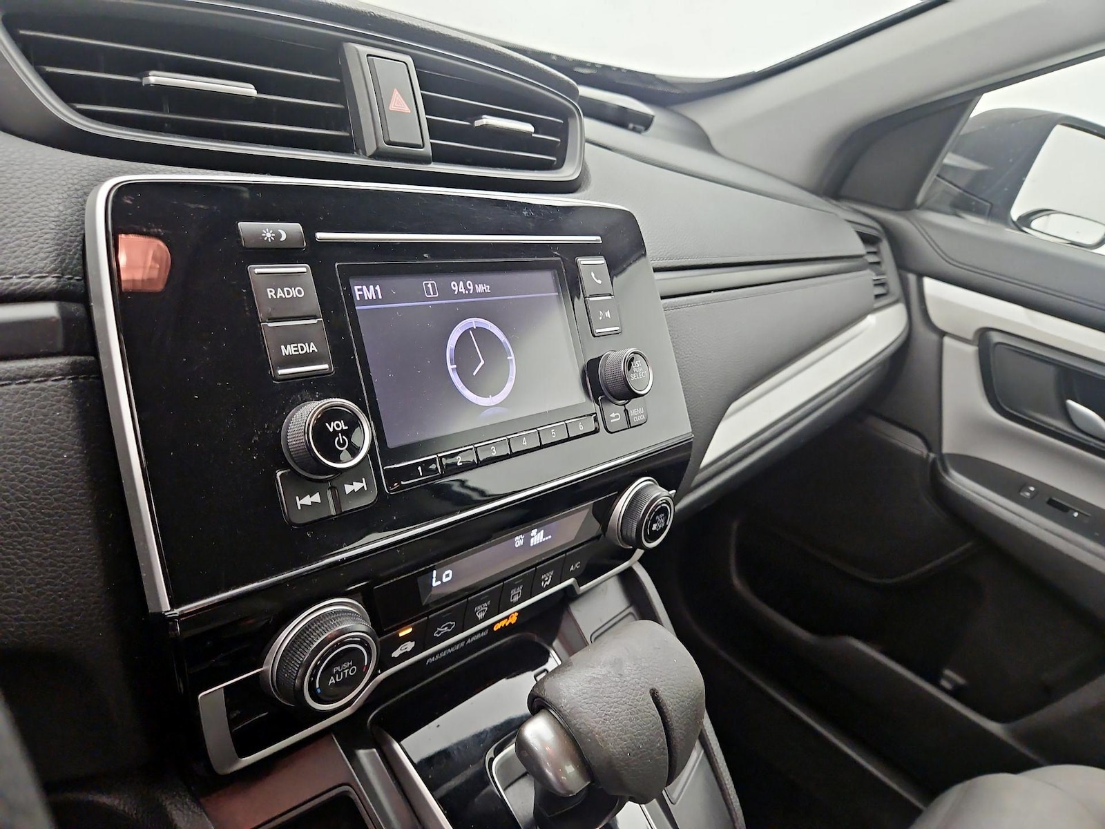 2019 Honda CR-V LX - Photo 16