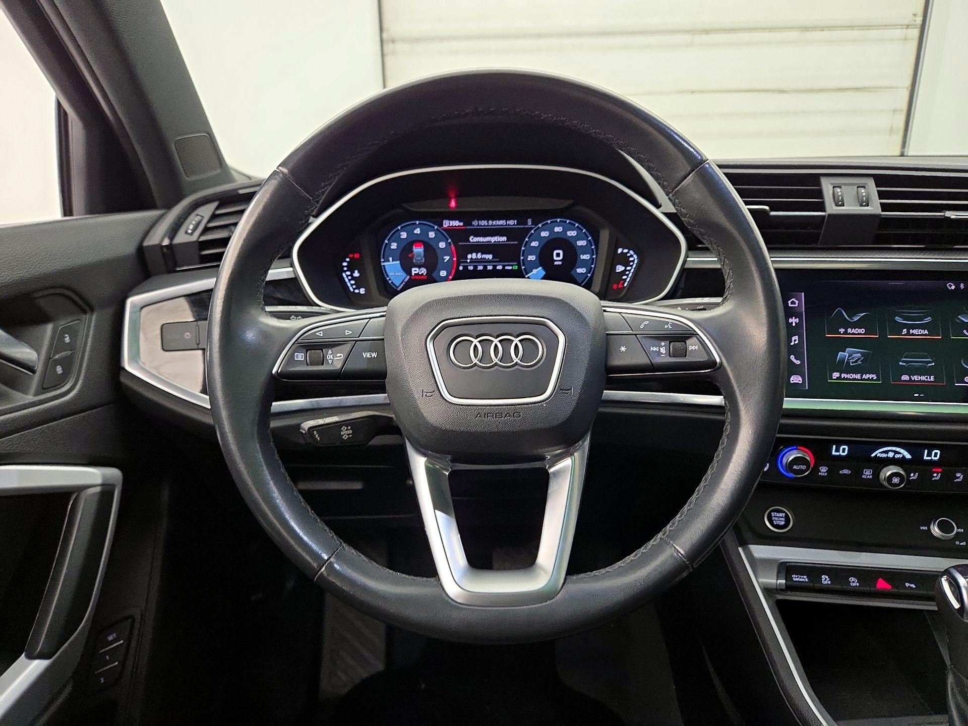 Thumbnail: 2022 Audi Q3 - 10