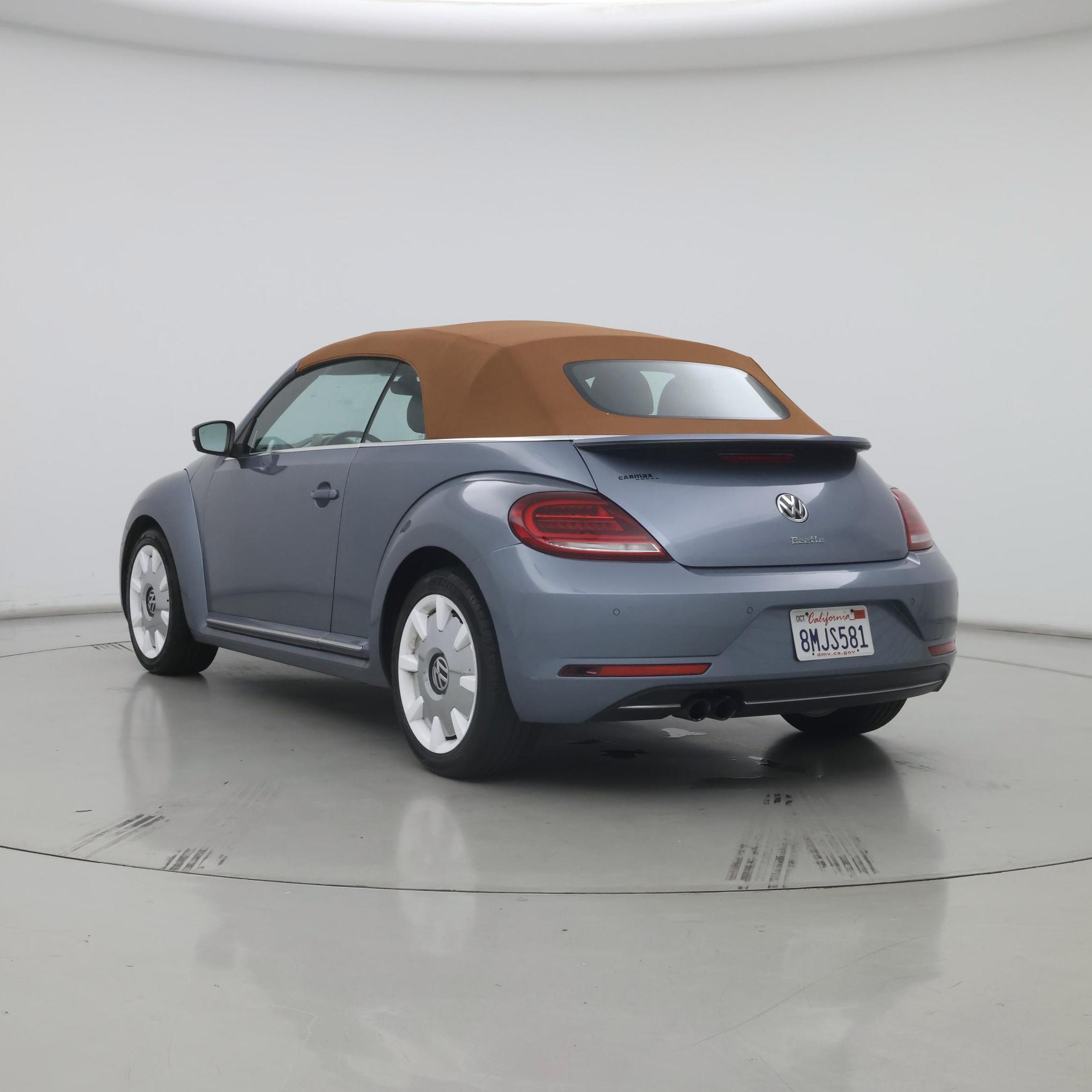 Thumbnail: 2019 Volkswagen Beetle - 2