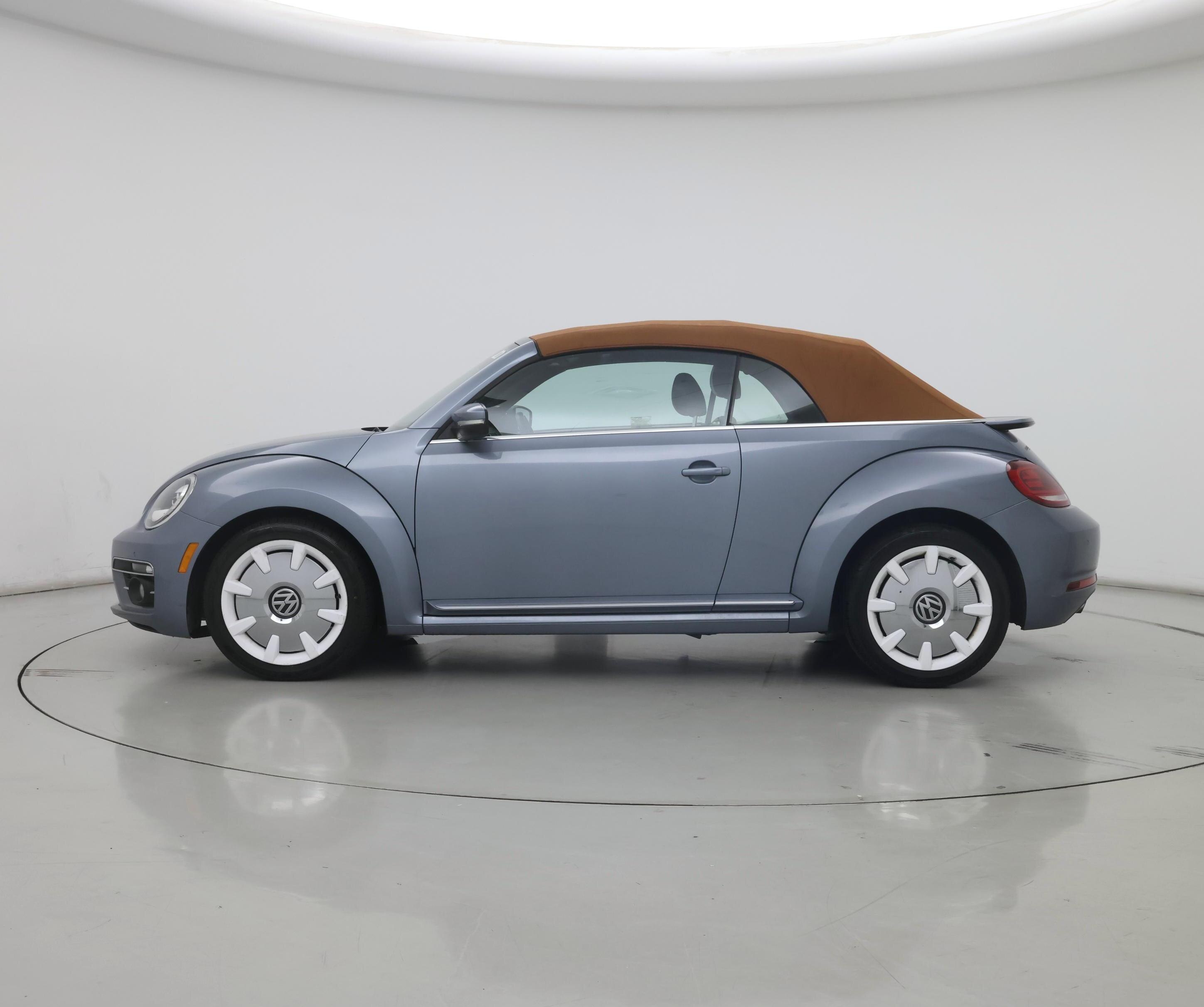 Thumbnail: 2019 Volkswagen Beetle - 3