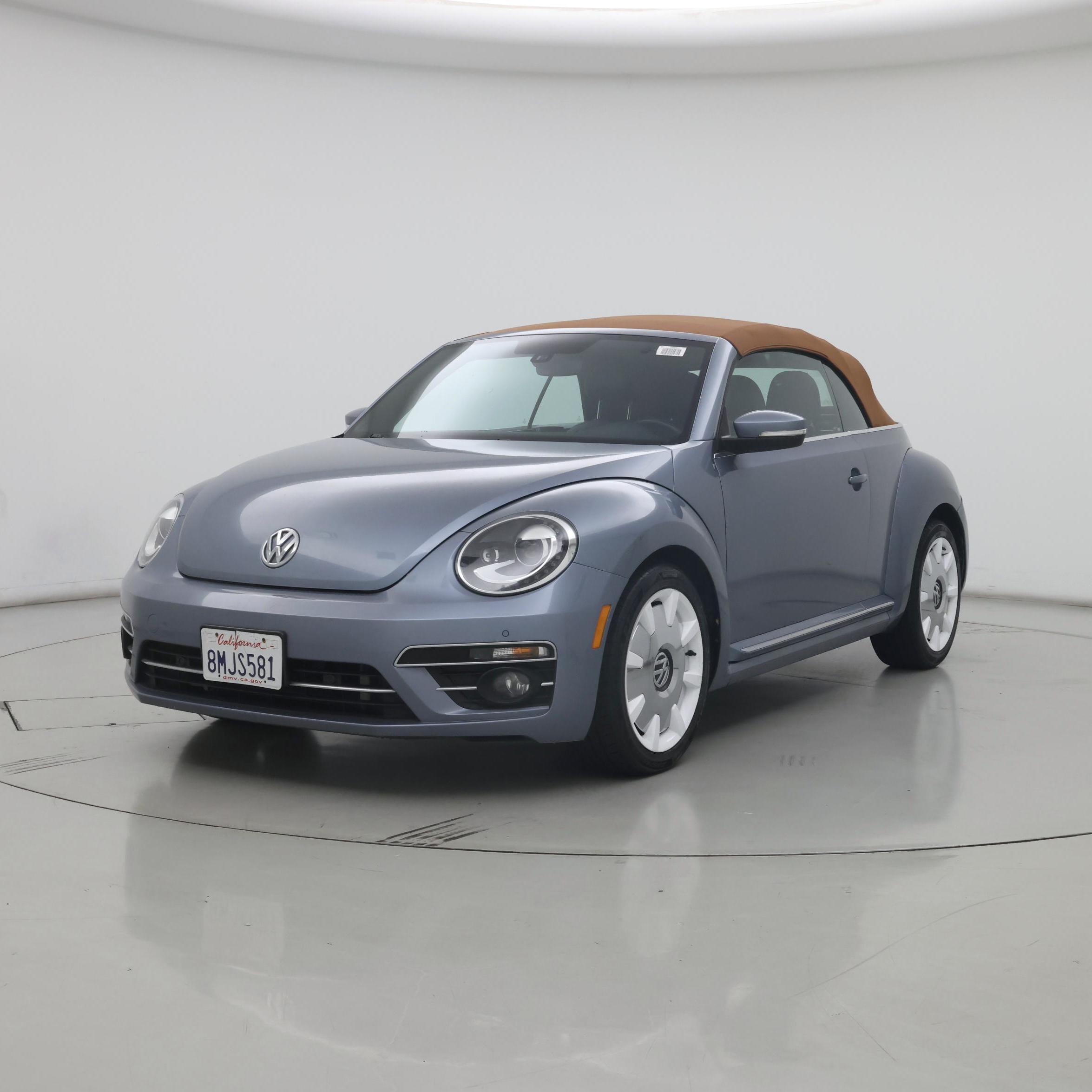 Thumbnail: 2019 Volkswagen Beetle - 4