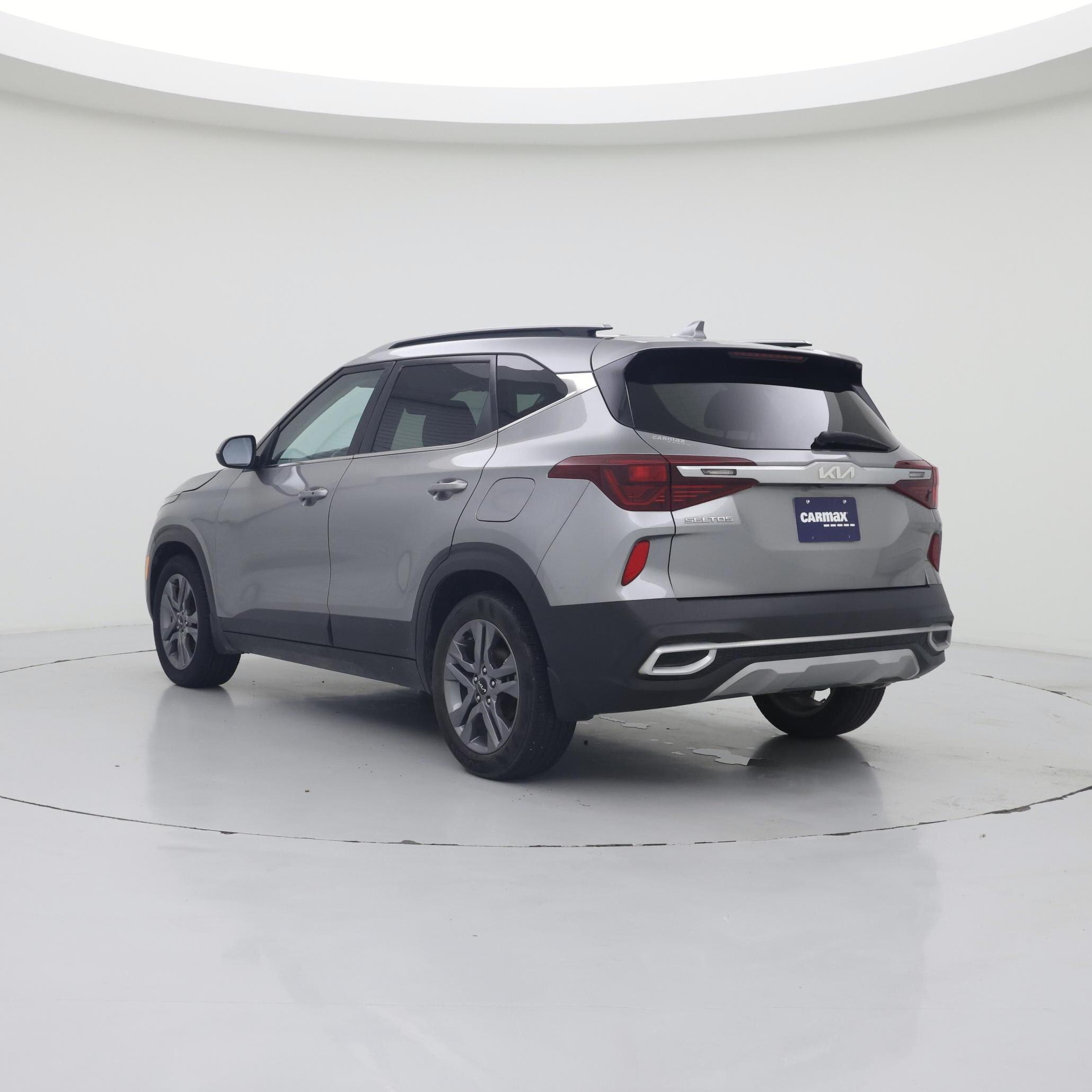 Thumbnail: 2023 Kia Seltos - 2