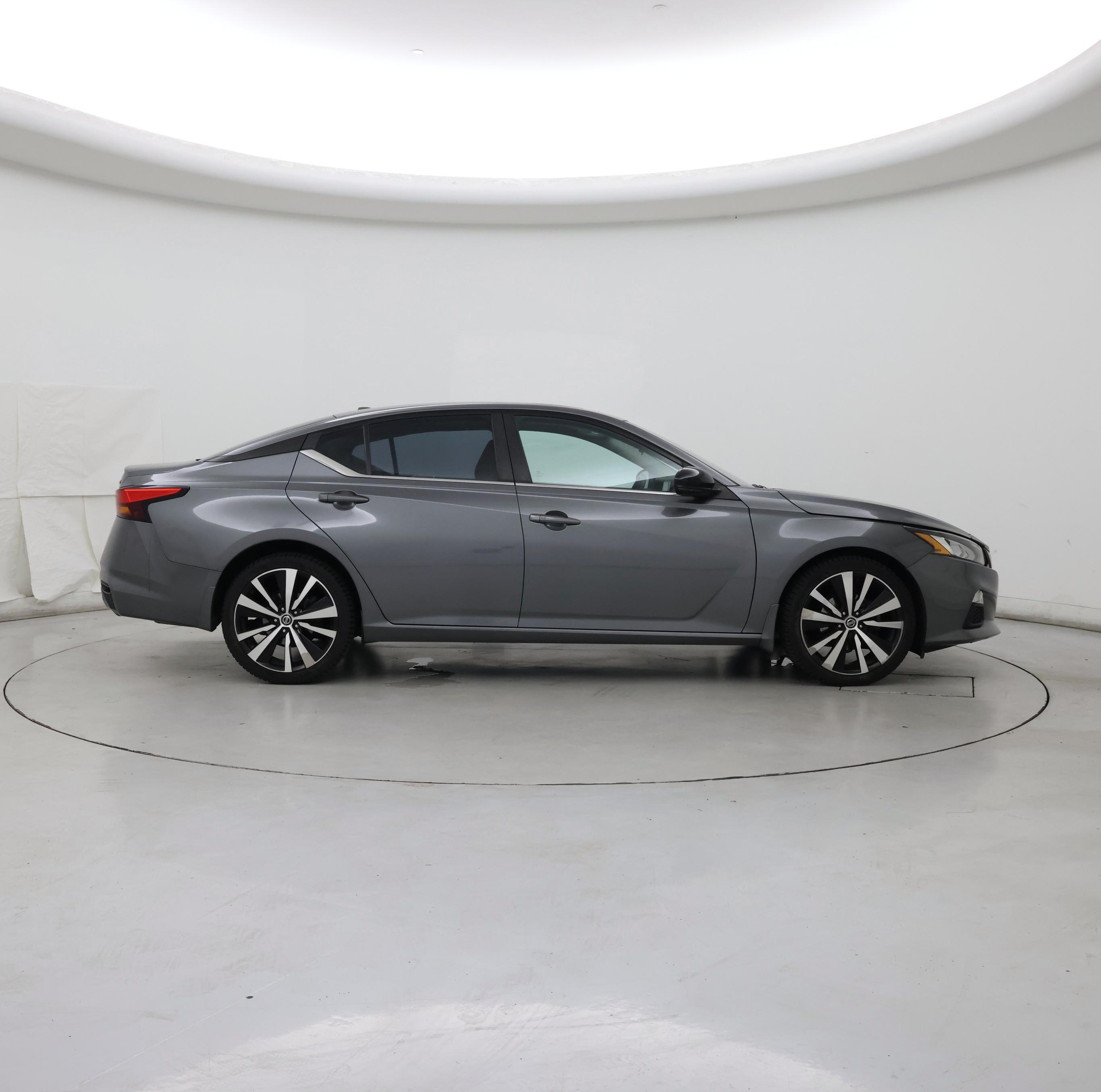 Thumbnail: 2020 Nissan Altima - 7