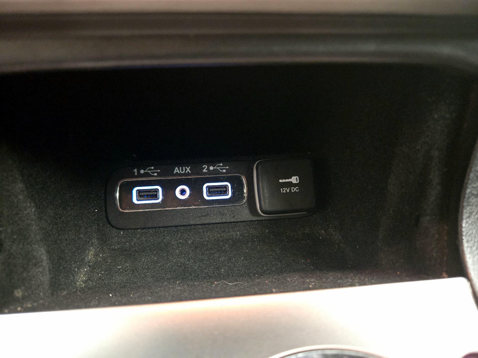 Thumbnail: 2019 Jeep Grand Cherokee - 18