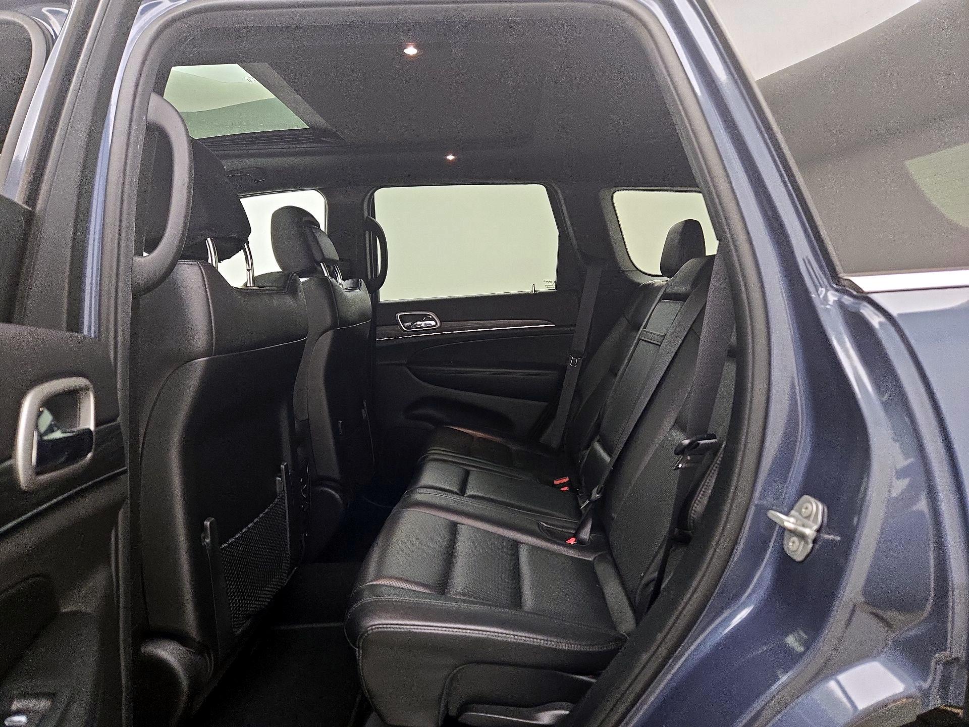 Thumbnail: 2019 Jeep Grand Cherokee - 20