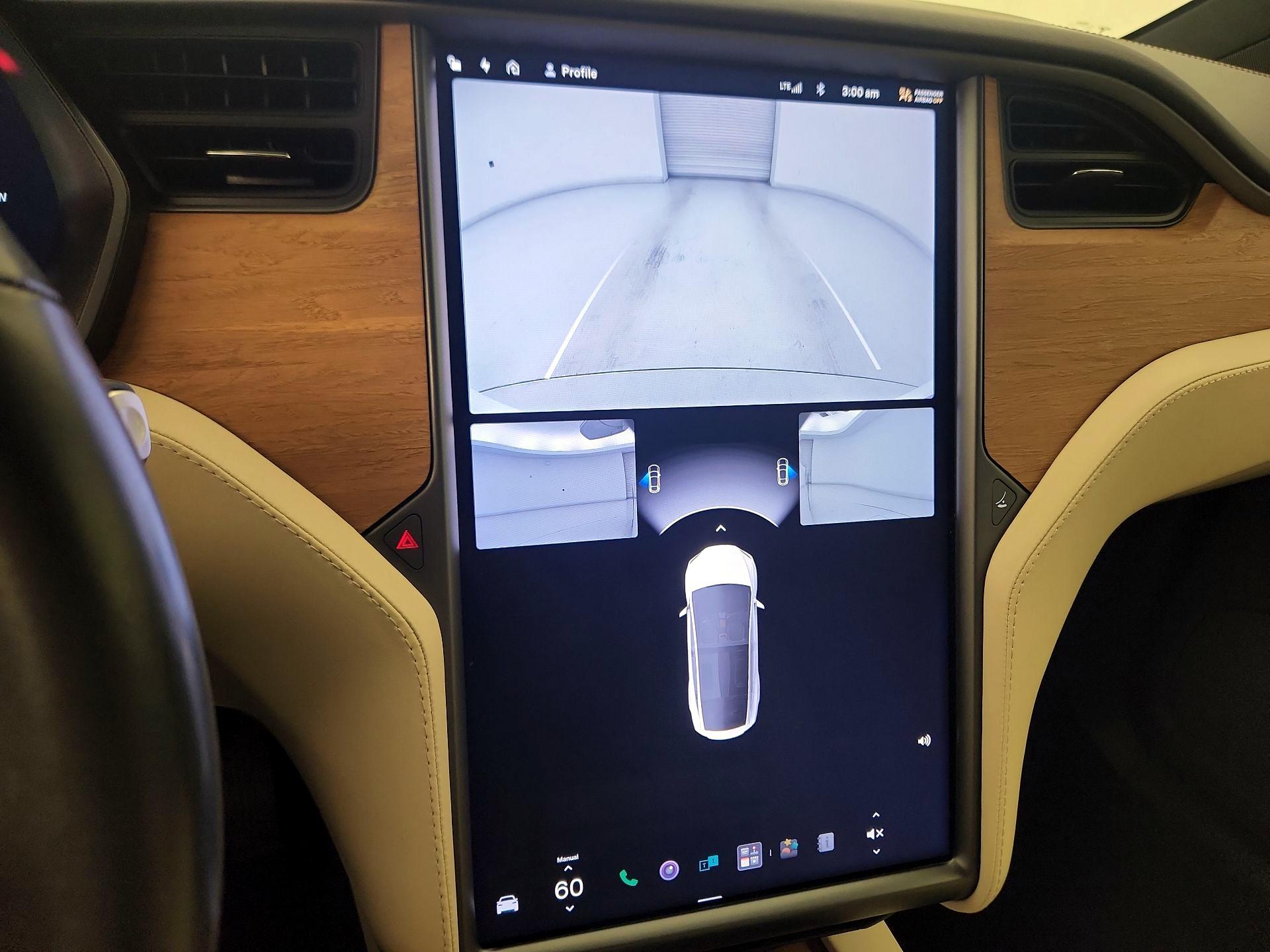 Thumbnail: 2020 Tesla Model X - 15