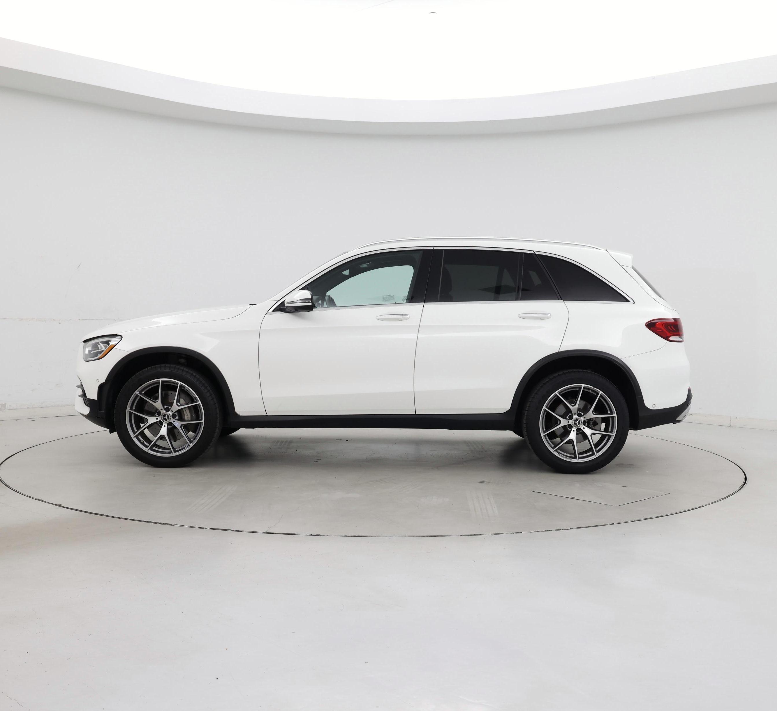 Thumbnail: 2022 Mercedes-Benz GLC - 3