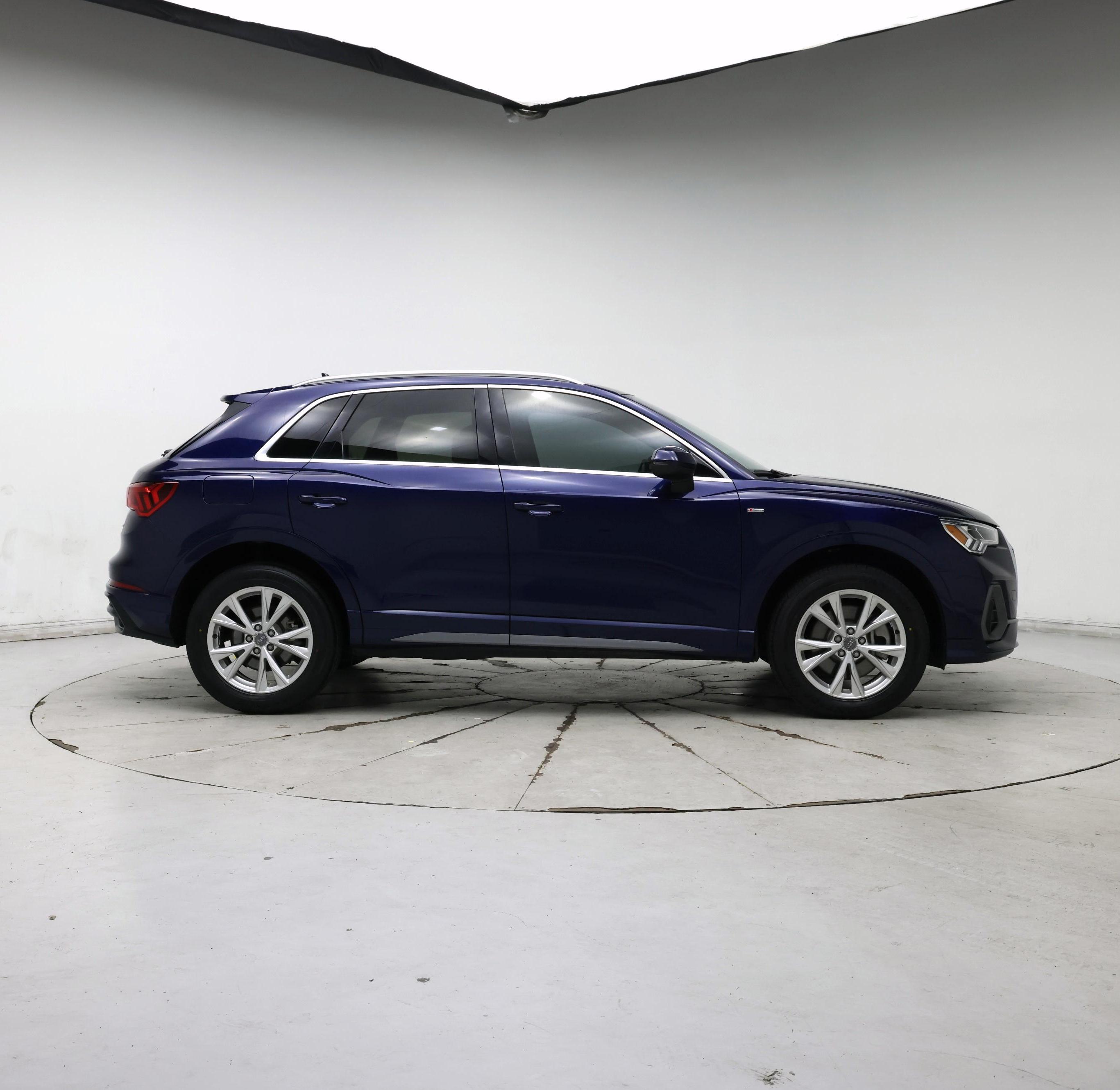 Thumbnail: 2021 Audi Q3 - 7