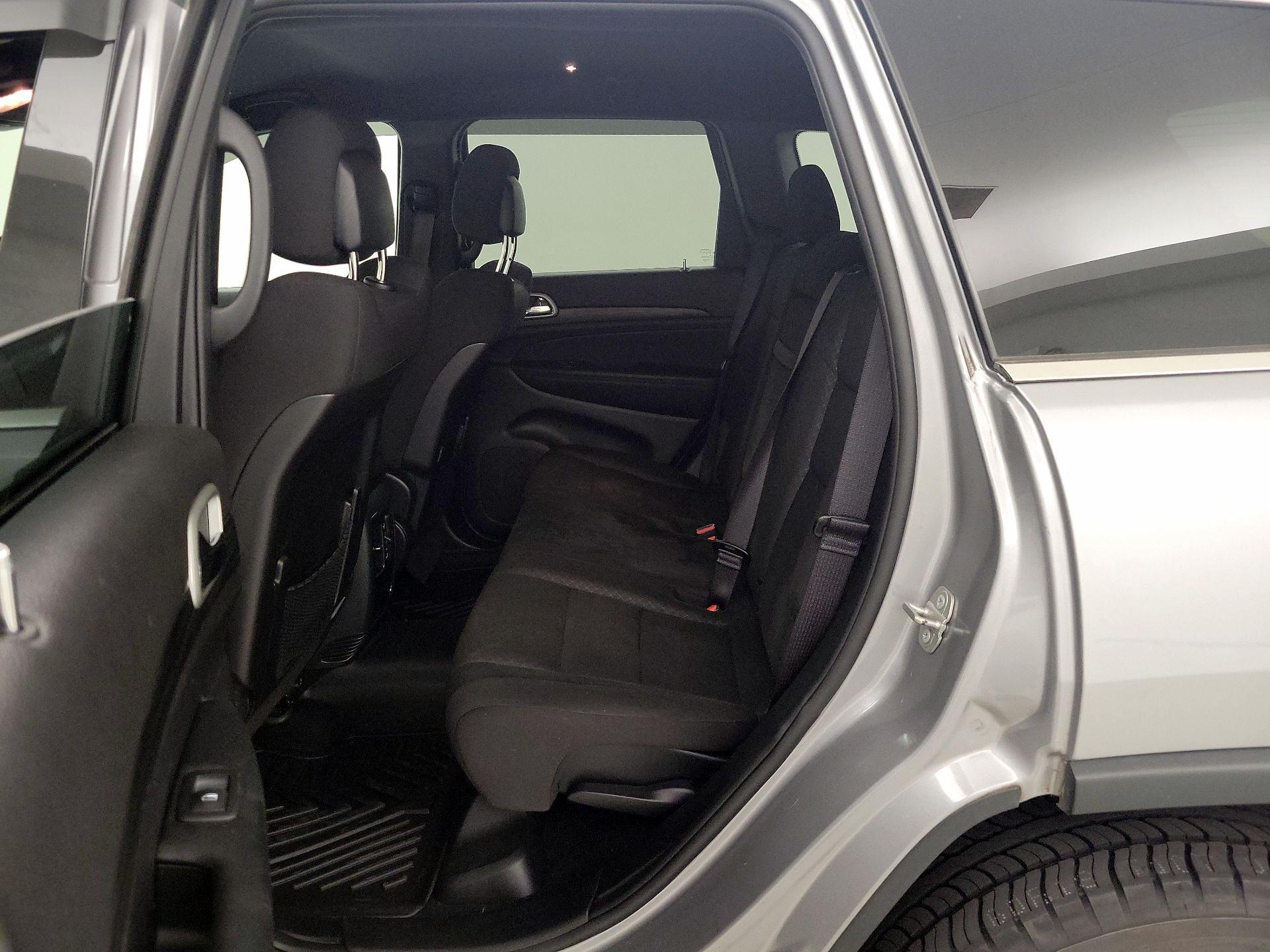Thumbnail: 2021 Jeep Grand Cherokee - 19