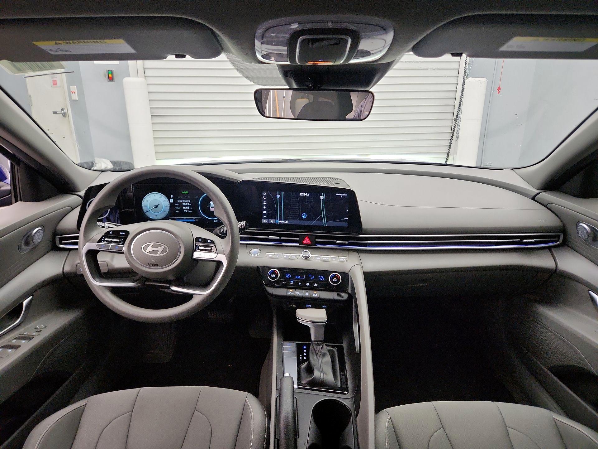 Thumbnail: 2024 Hyundai Elantra - 9